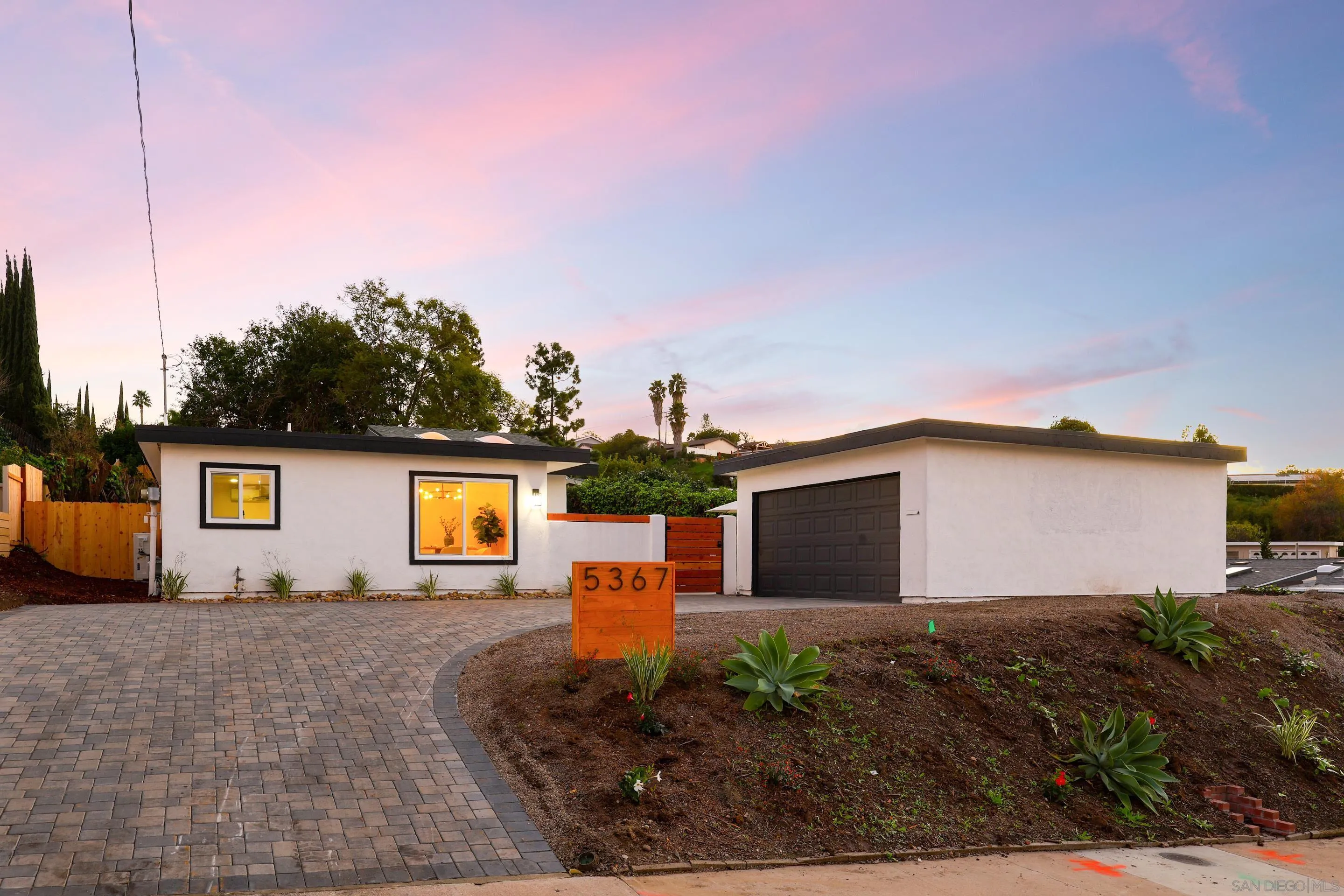 https://cdn.realtyfeed.com/cdn/127/2600642/6439547a1515e0761478323ce71859a7.webp