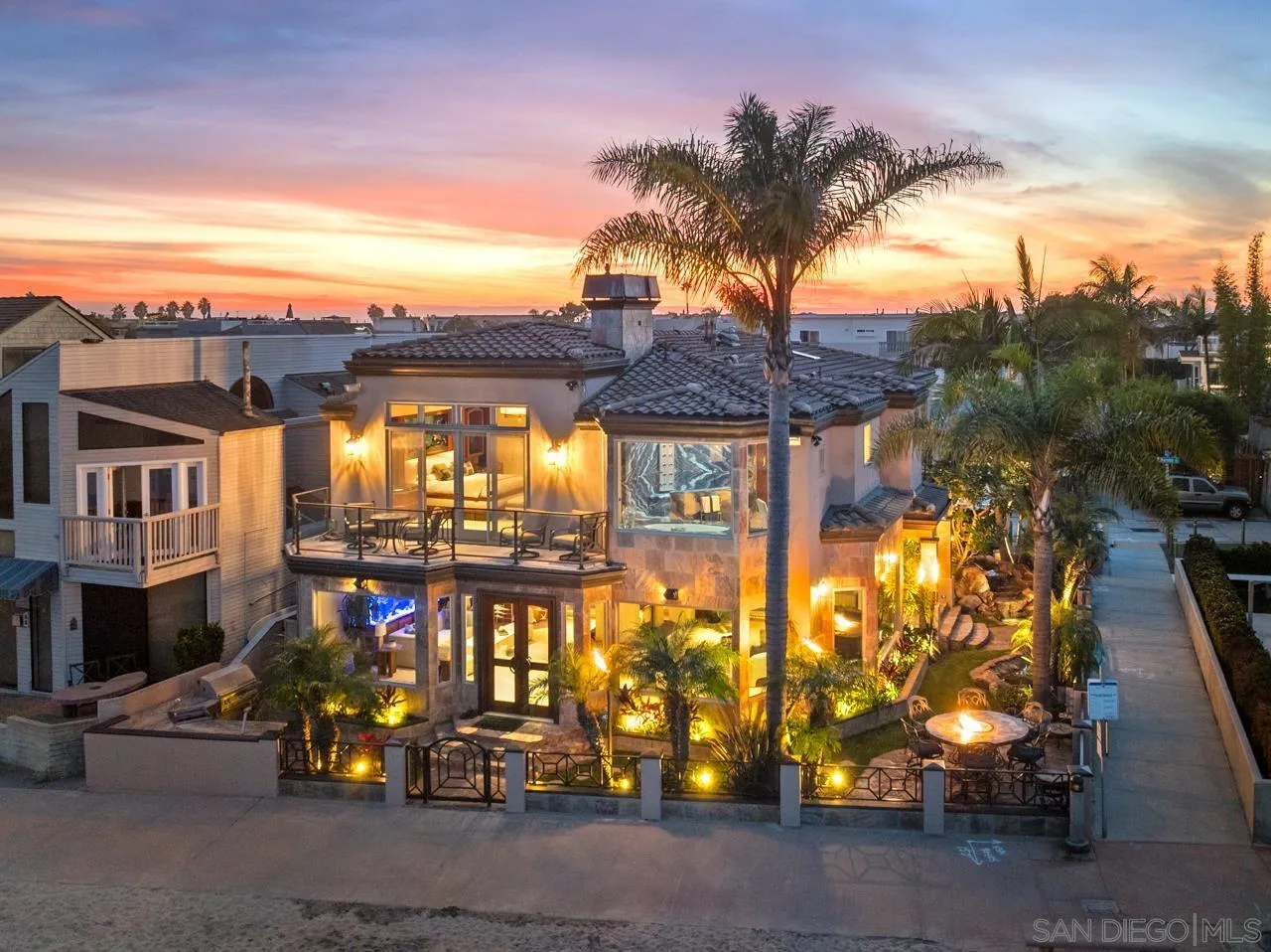 2741 Bayside Walk, San Diego, CA, 92109