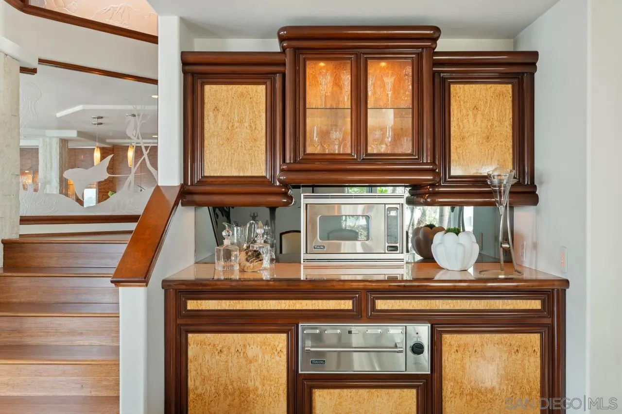 2741 Bayside Walk, San Diego, CA, 92109