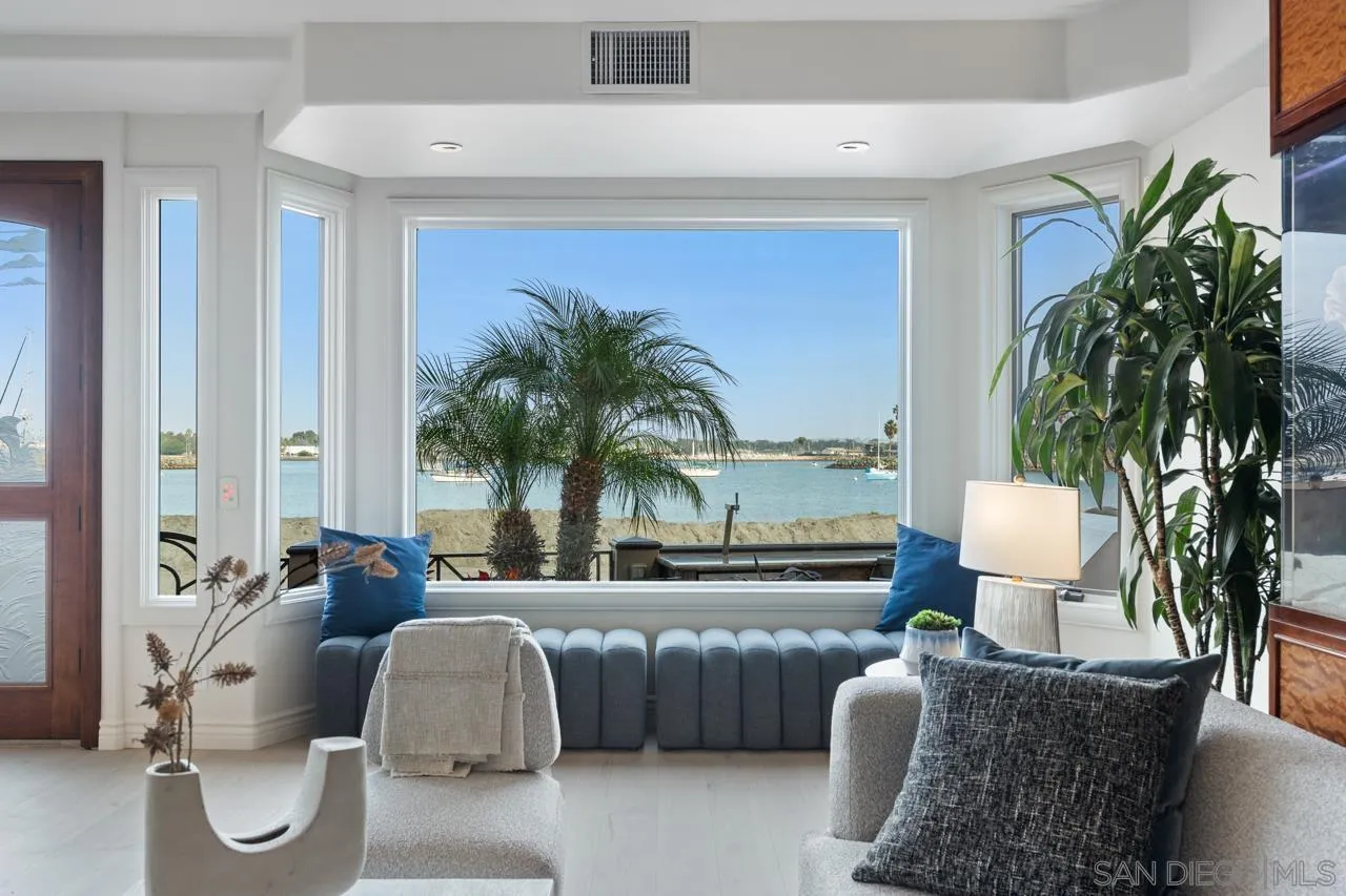 2741 Bayside Walk, San Diego, CA, 92109
