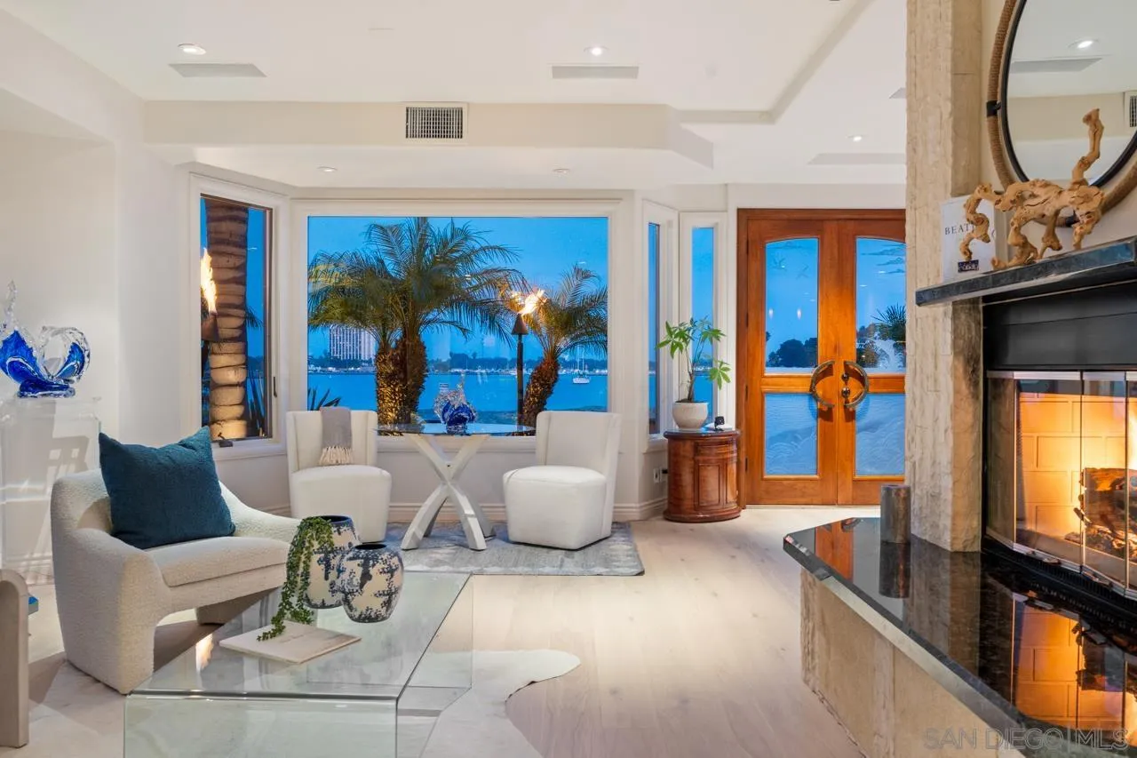 2741 Bayside Walk, San Diego, CA, 92109