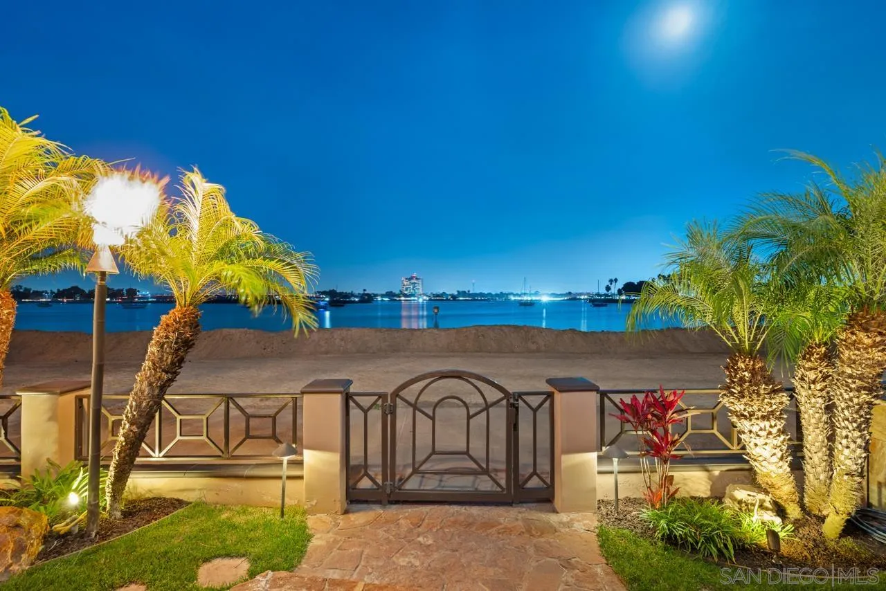 2741 Bayside Walk, San Diego, CA, 92109