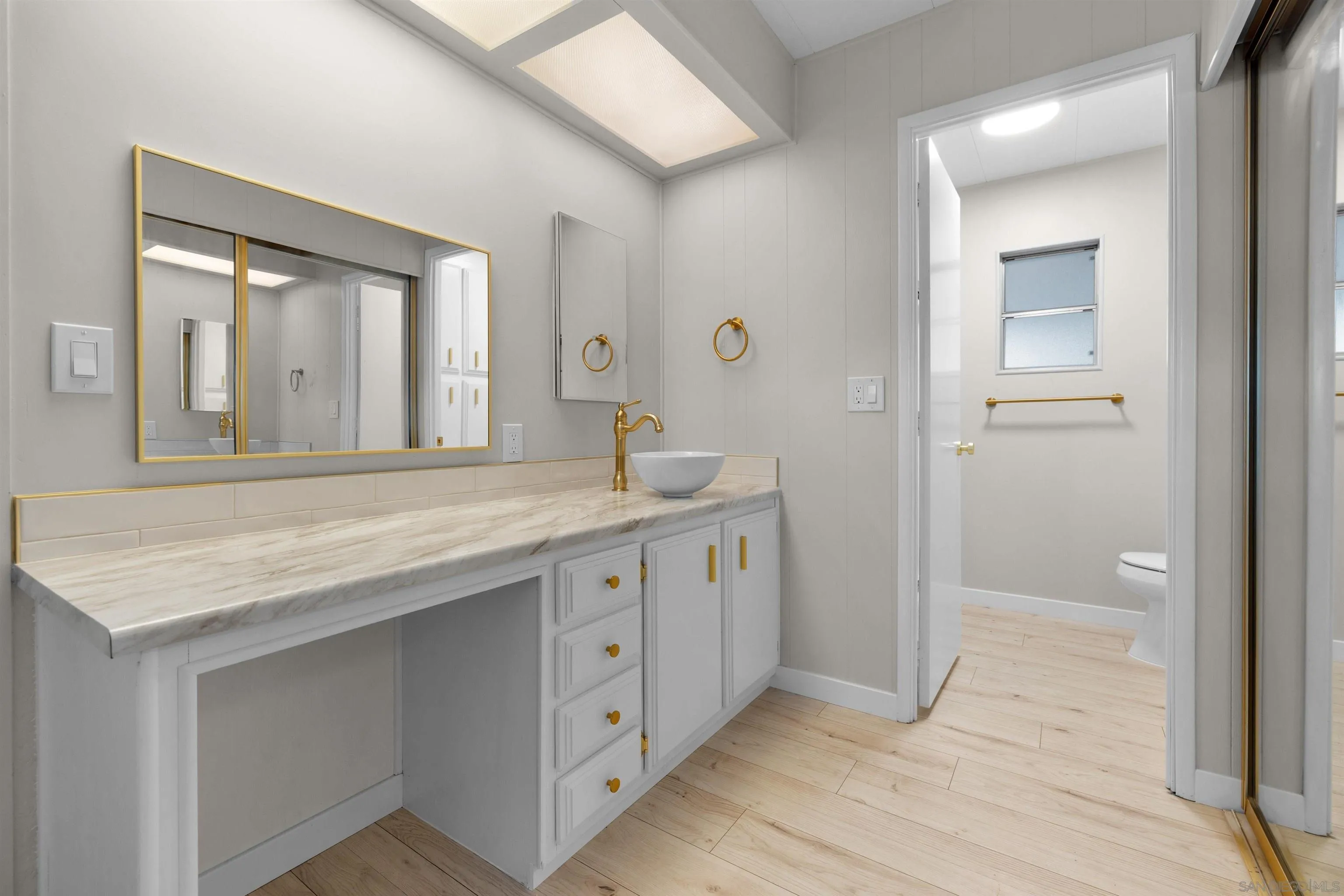 https://cdn.realtyfeed.com/cdn/127/2600647/e06b76f197f1e87ebc70295a9c86cf55.webp
