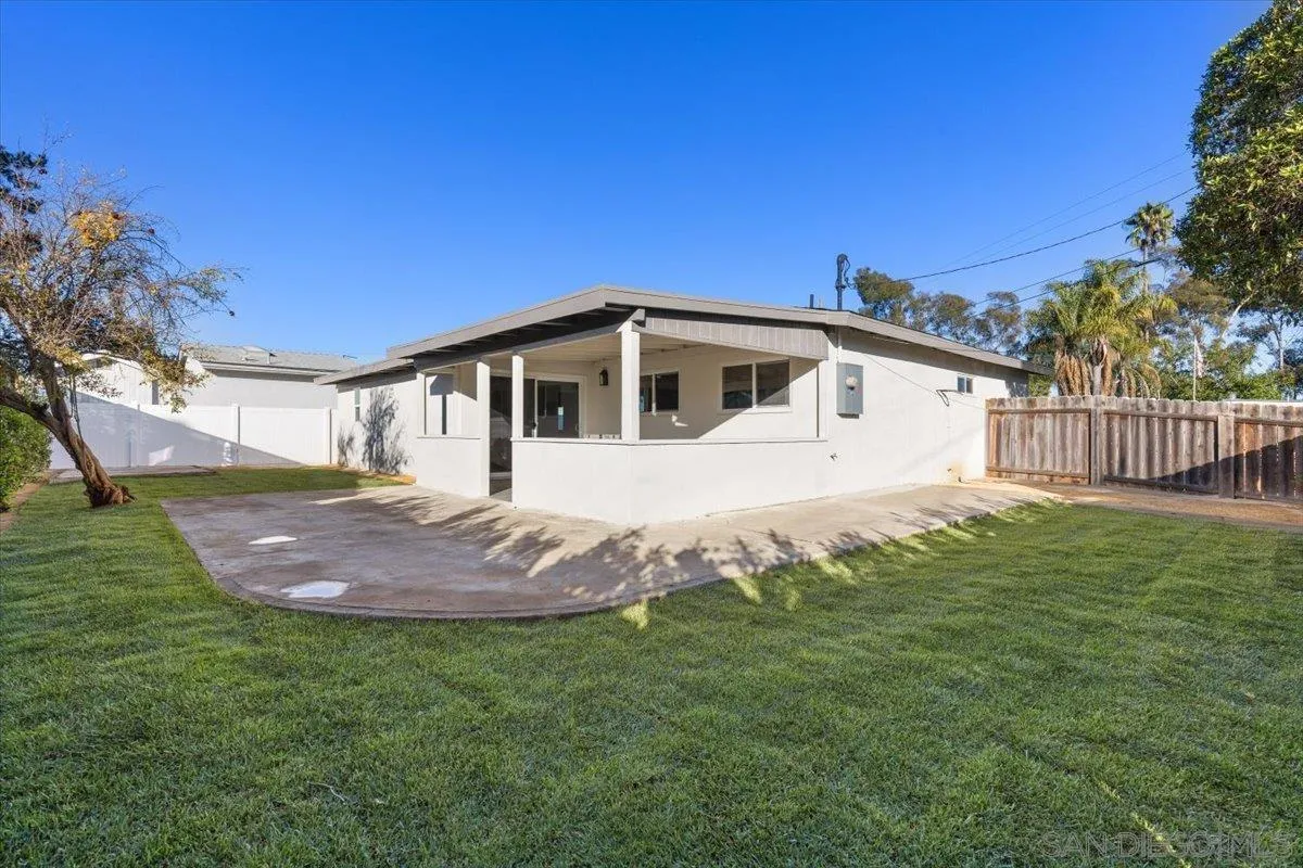https://cdn.realtyfeed.com/cdn/127/2600651/7848fcccf9fe0254d736bd55f048774a.webp