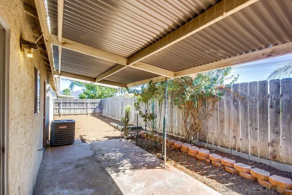 Photo #16: 2600652 Listing: Photo #16