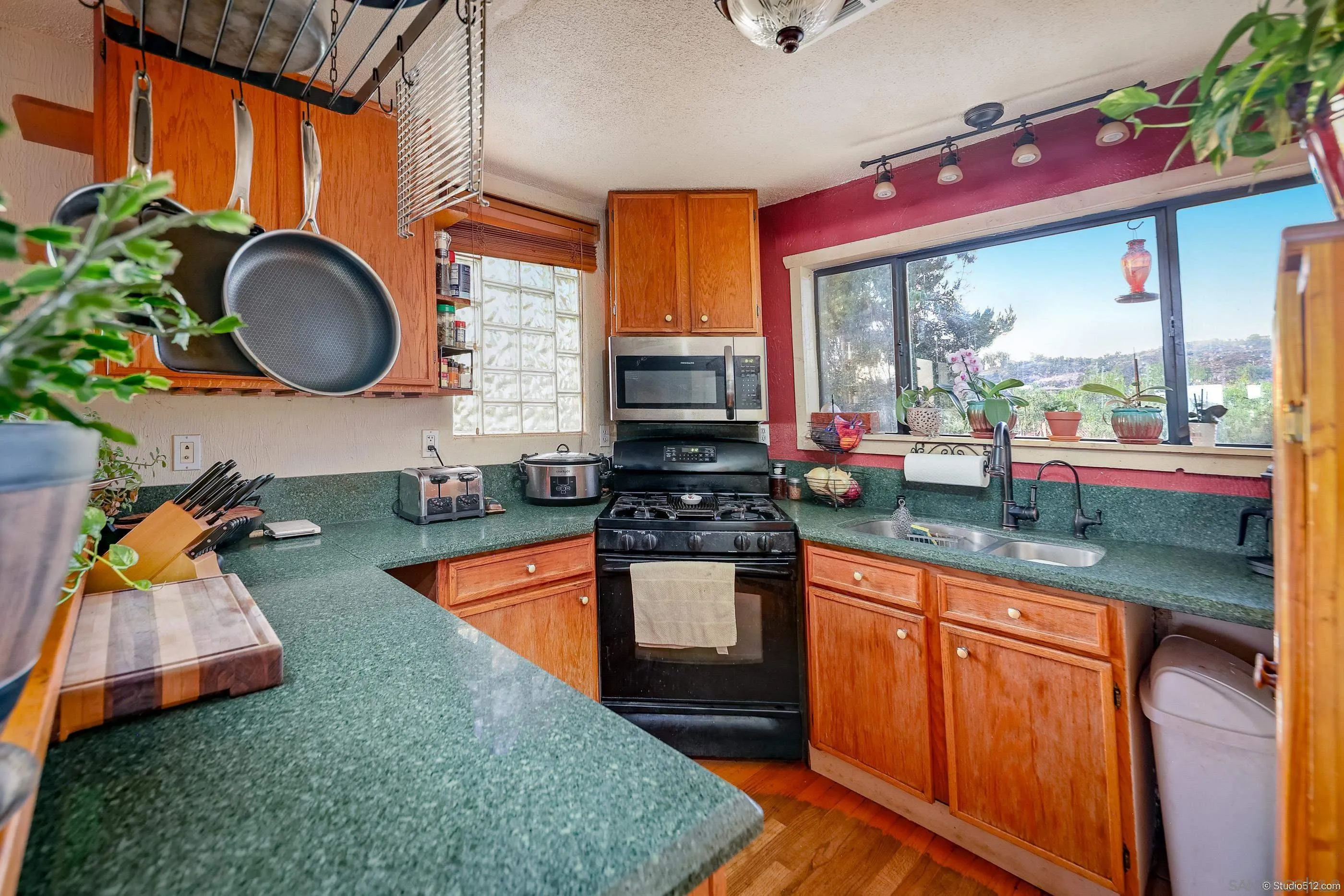 https://cdn.realtyfeed.com/cdn/127/2600655/83620c69b83f2e265b5a1278277f1e3b.webp