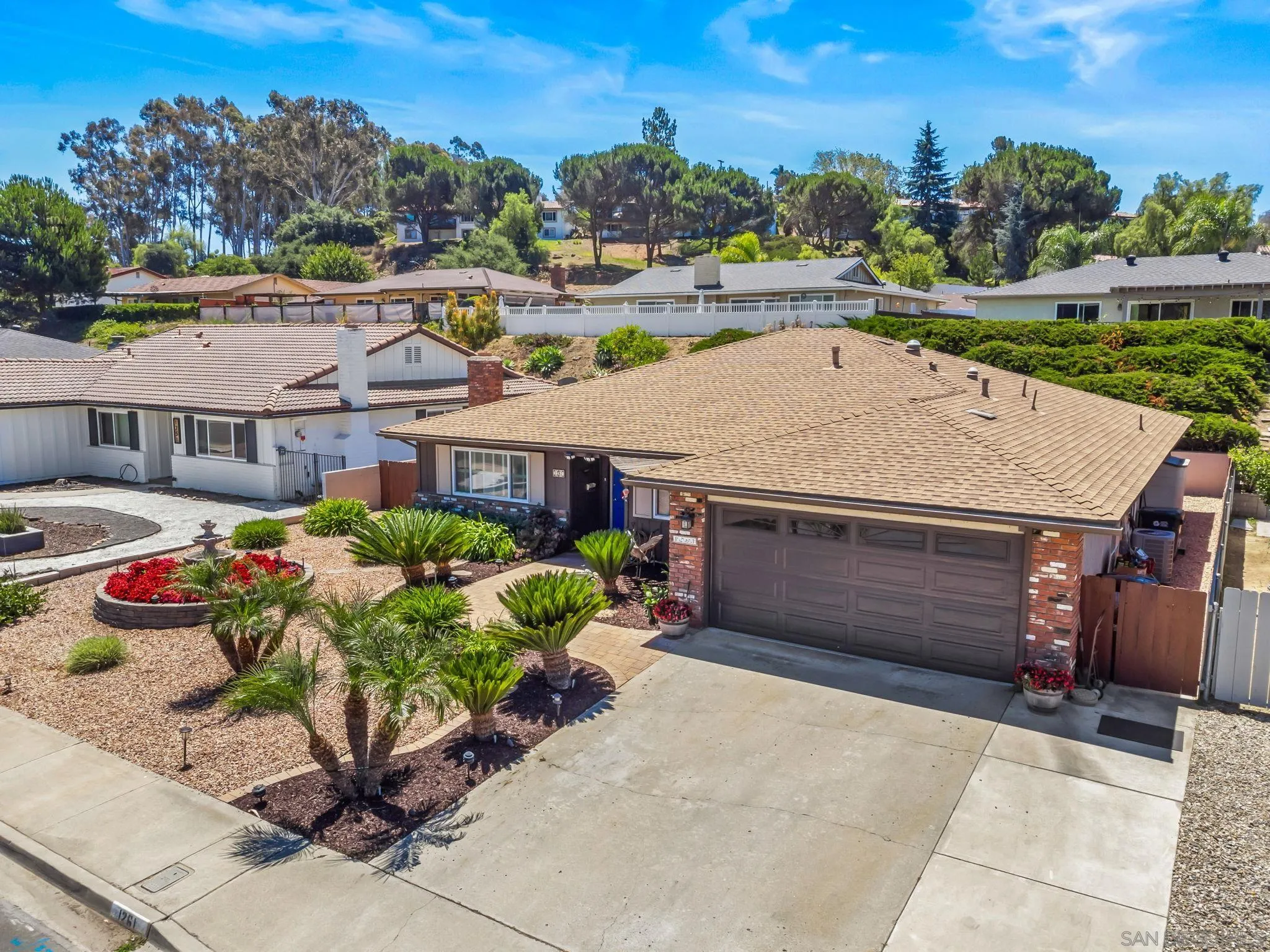 https://cdn.realtyfeed.com/cdn/127/2600656/05b1e265c96d494183d716857dc1432b.webp