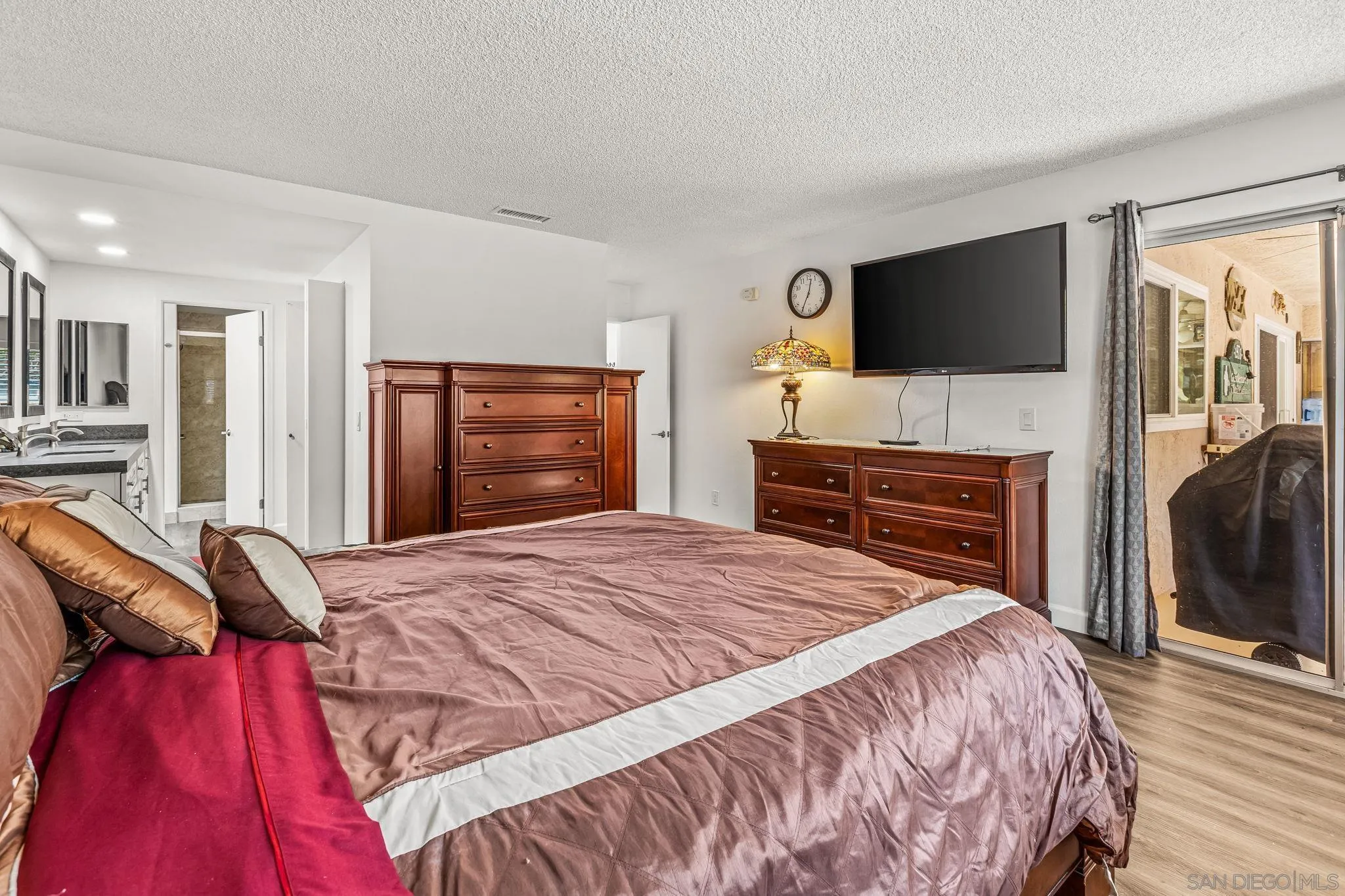 https://cdn.realtyfeed.com/cdn/127/2600656/5247a558c0edc65cae71f17441329f1b.webp