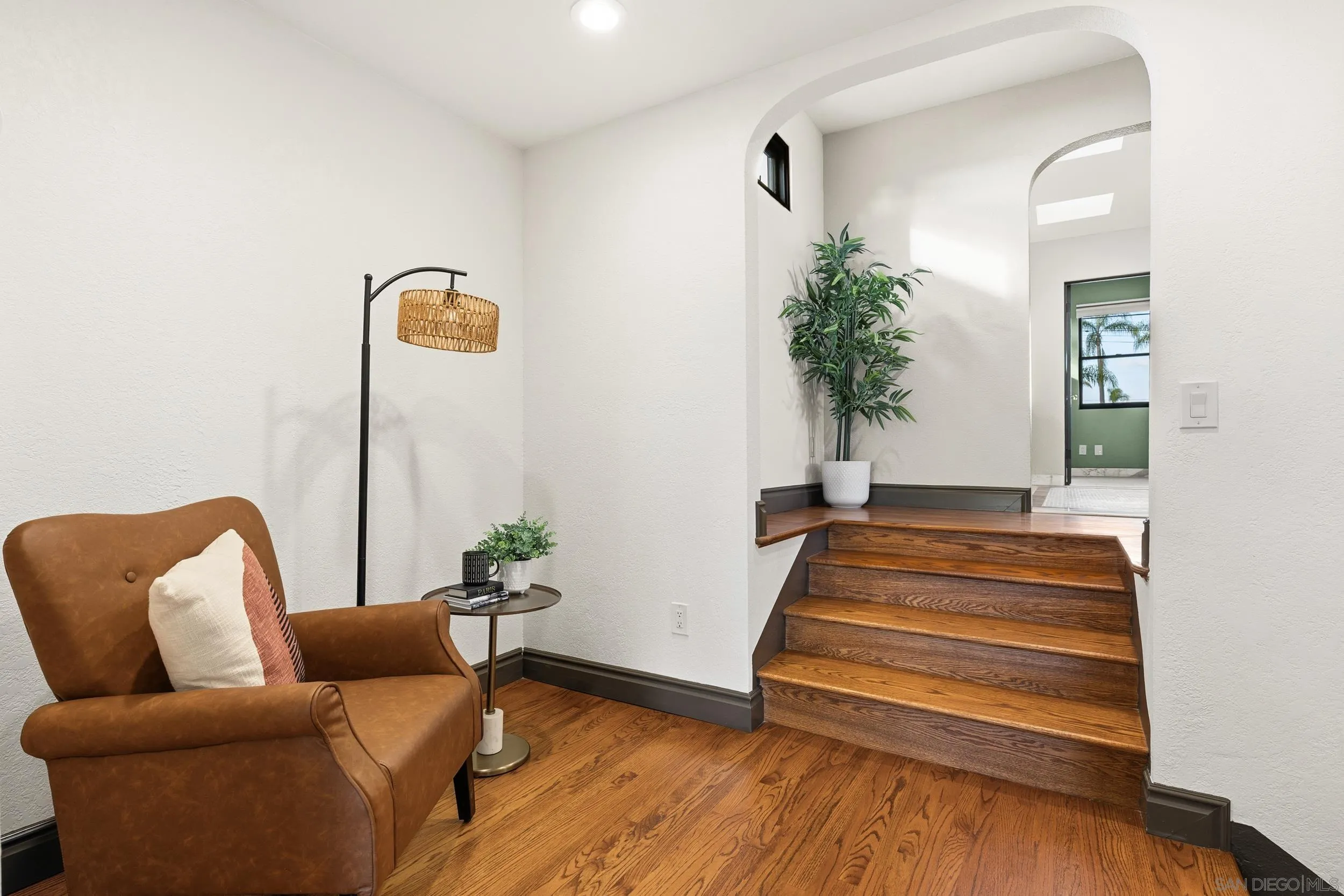 https://cdn.realtyfeed.com/cdn/127/2600659/40027a3b597438f74d54d110a156b53a.webp
