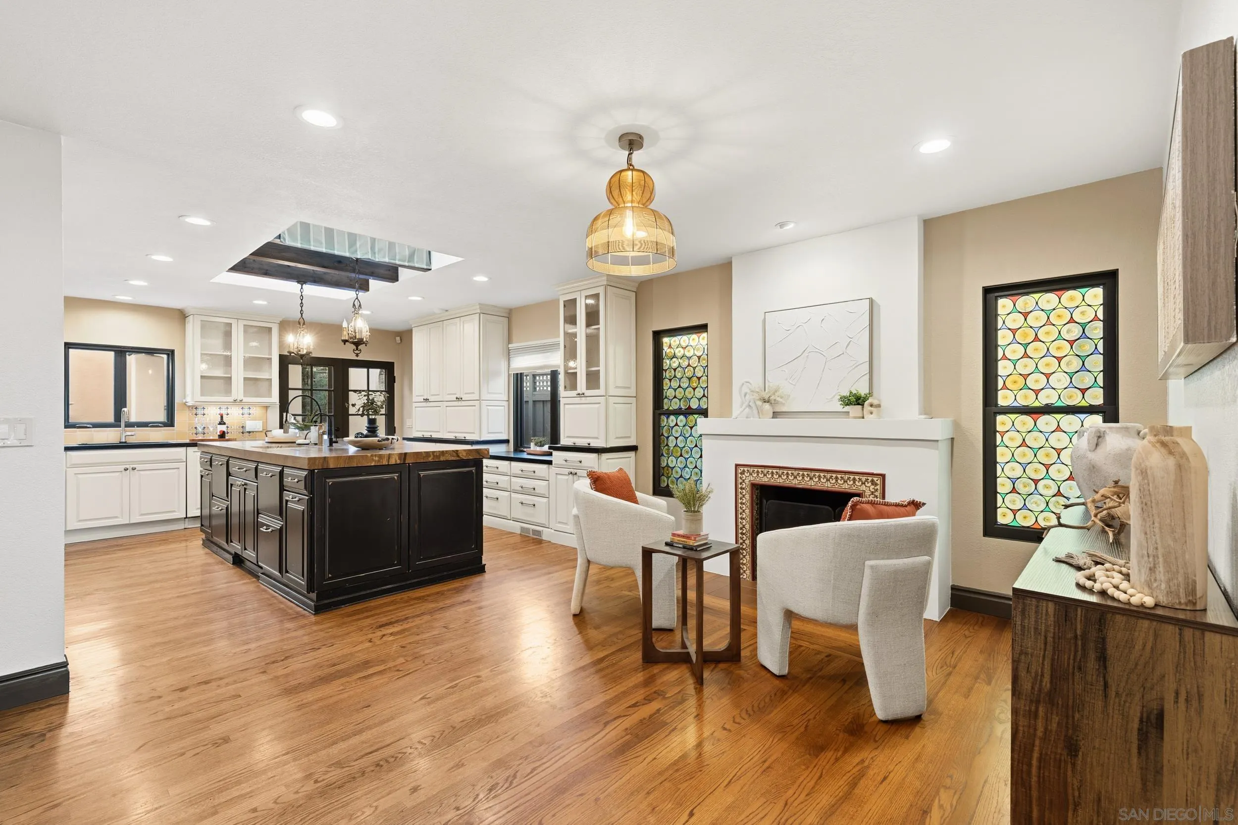 https://cdn.realtyfeed.com/cdn/127/2600659/ed131be3d5ae72552ad91fb0548f06c6.webp