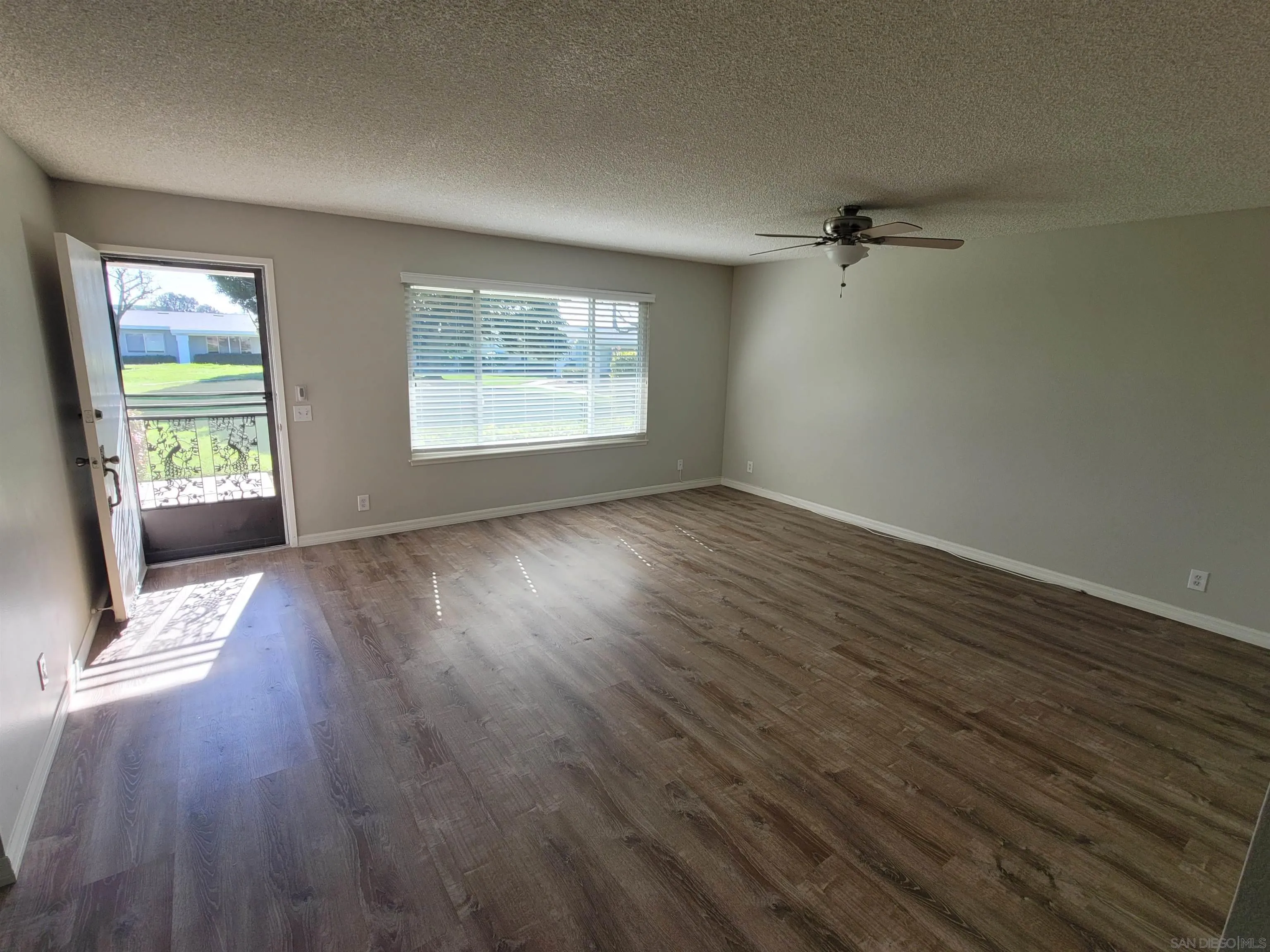 Photo #3: 2600670 Listing: Photo #3