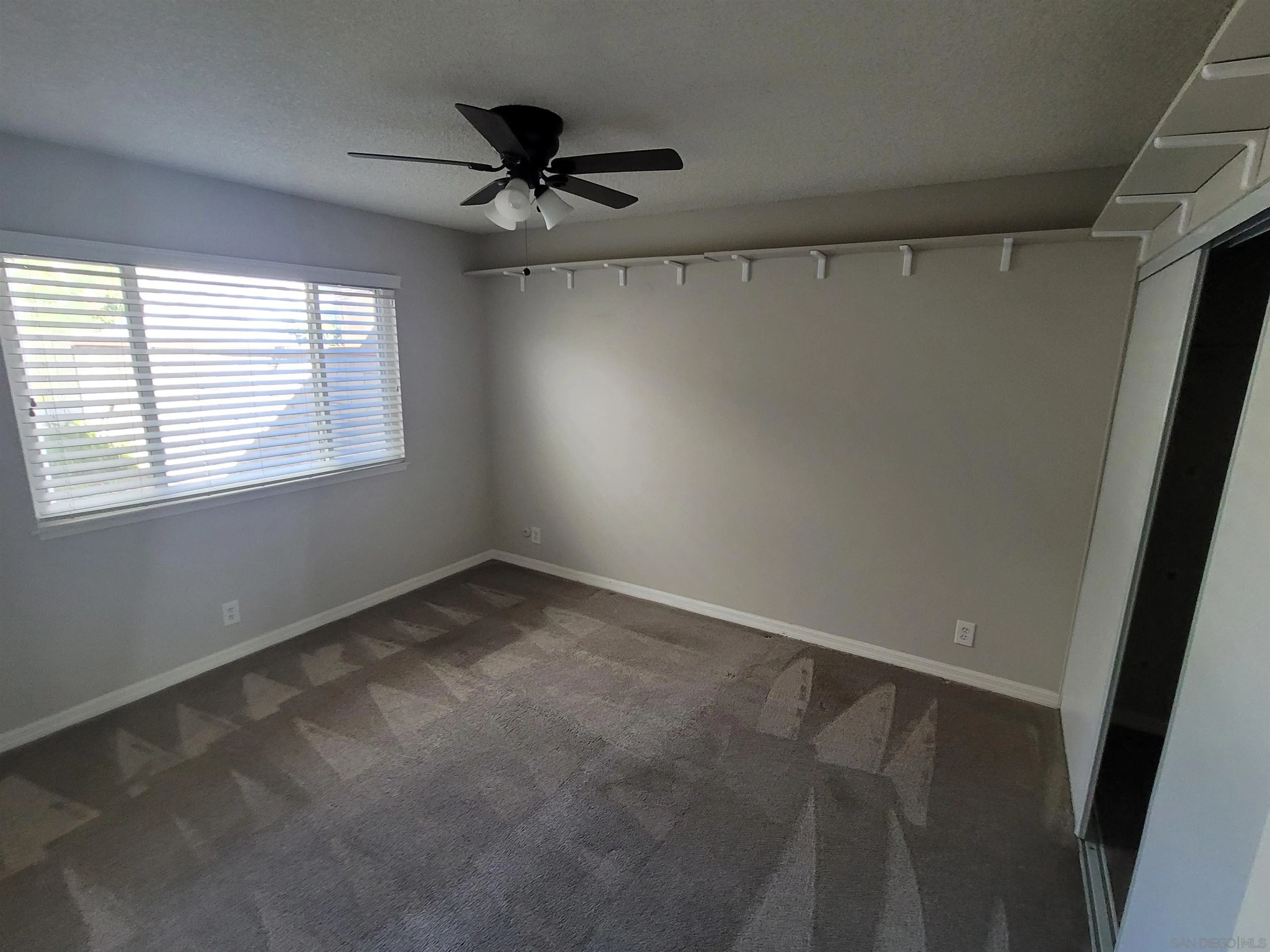 Photo #8: 2600670 Listing: Photo #8