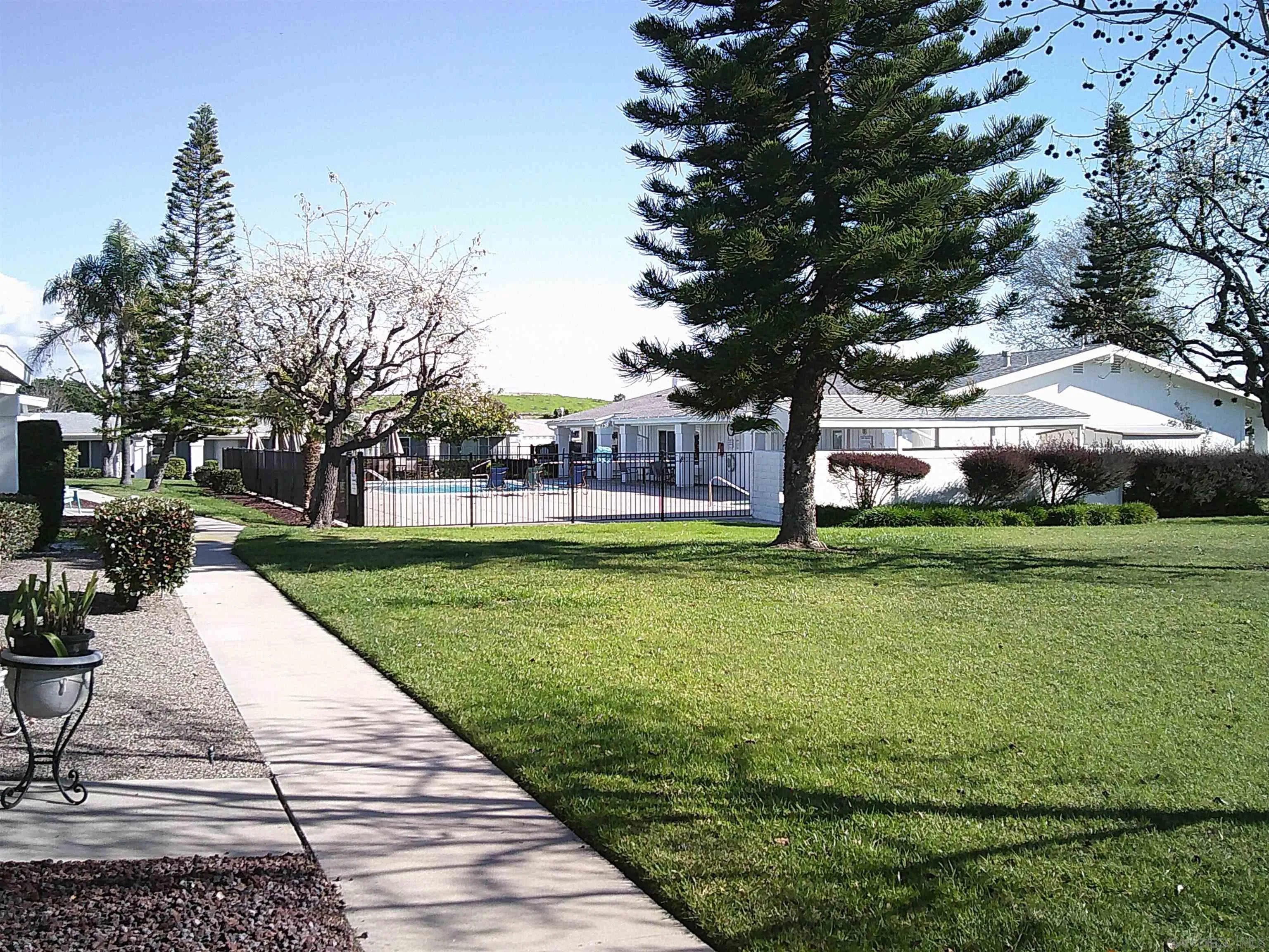 Photo #23: 2600670 Listing: Photo #23