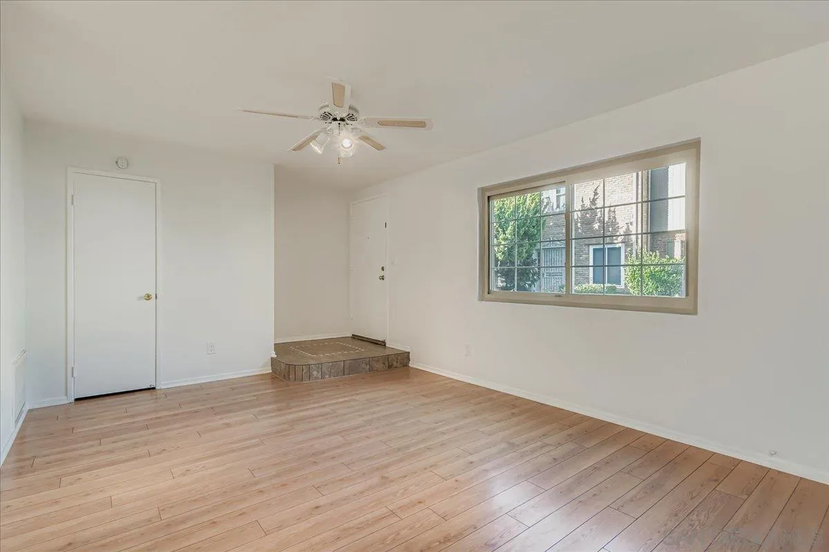 Photo #9: 2600672 Listing: Photo #9