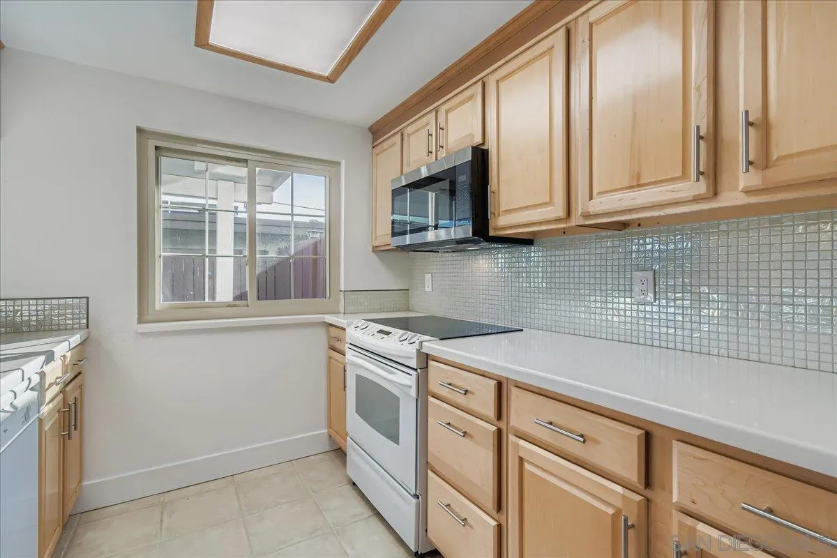 Photo #16: 2600672 Listing: Photo #16