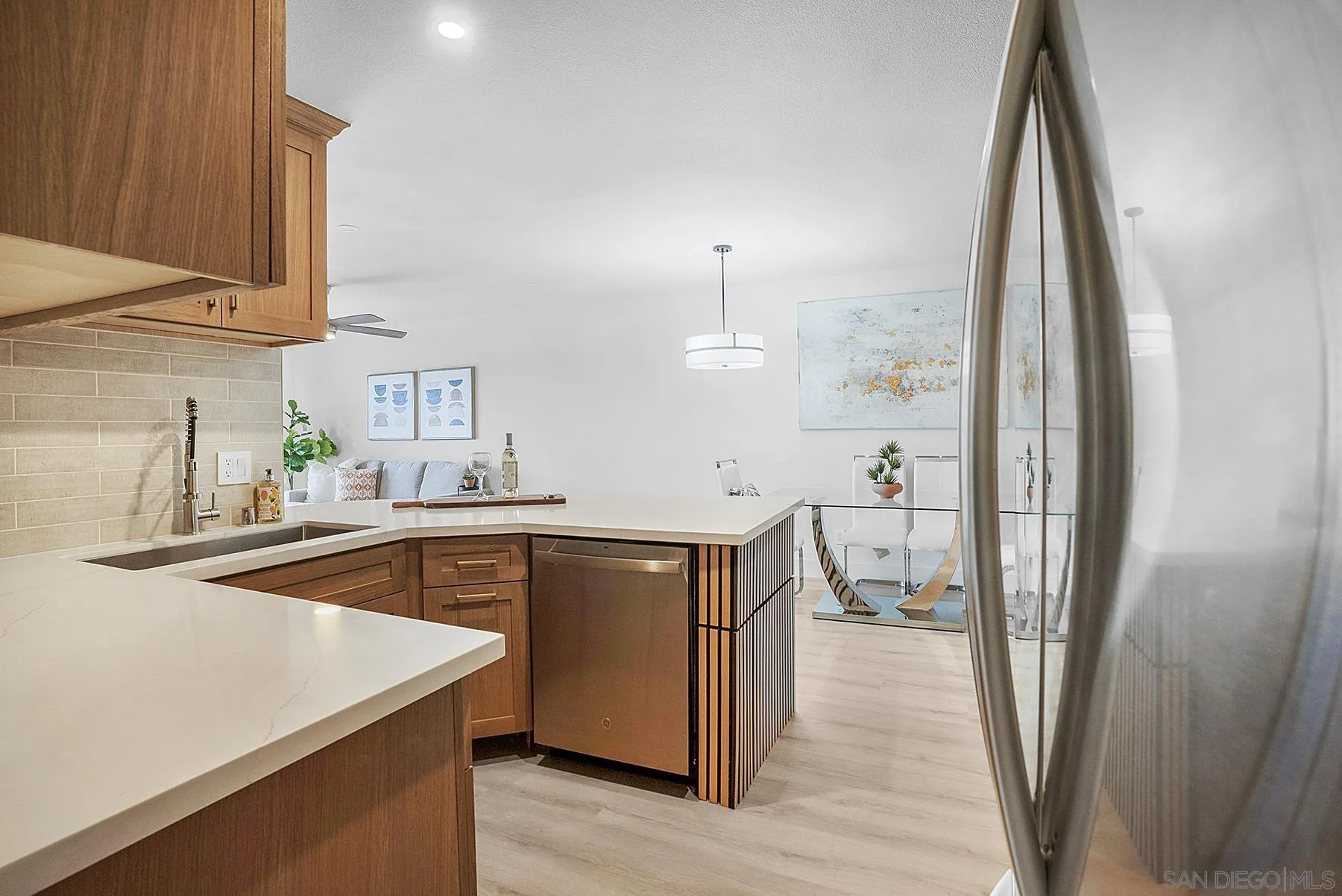 https://cdn.realtyfeed.com/cdn/127/2600673/75a74ebb9981e7d318453c3295c63b94.webp