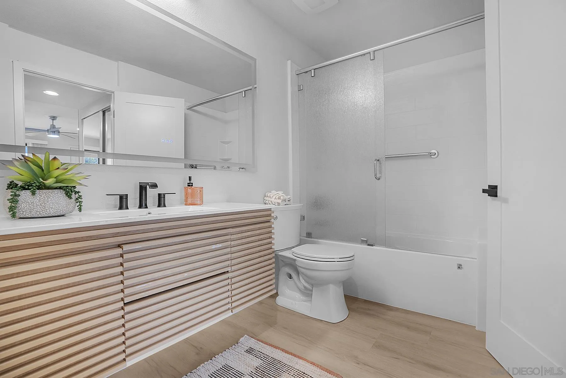 https://cdn.realtyfeed.com/cdn/127/2600673/84670d4e6bad72c93f4015beefdc6285.webp