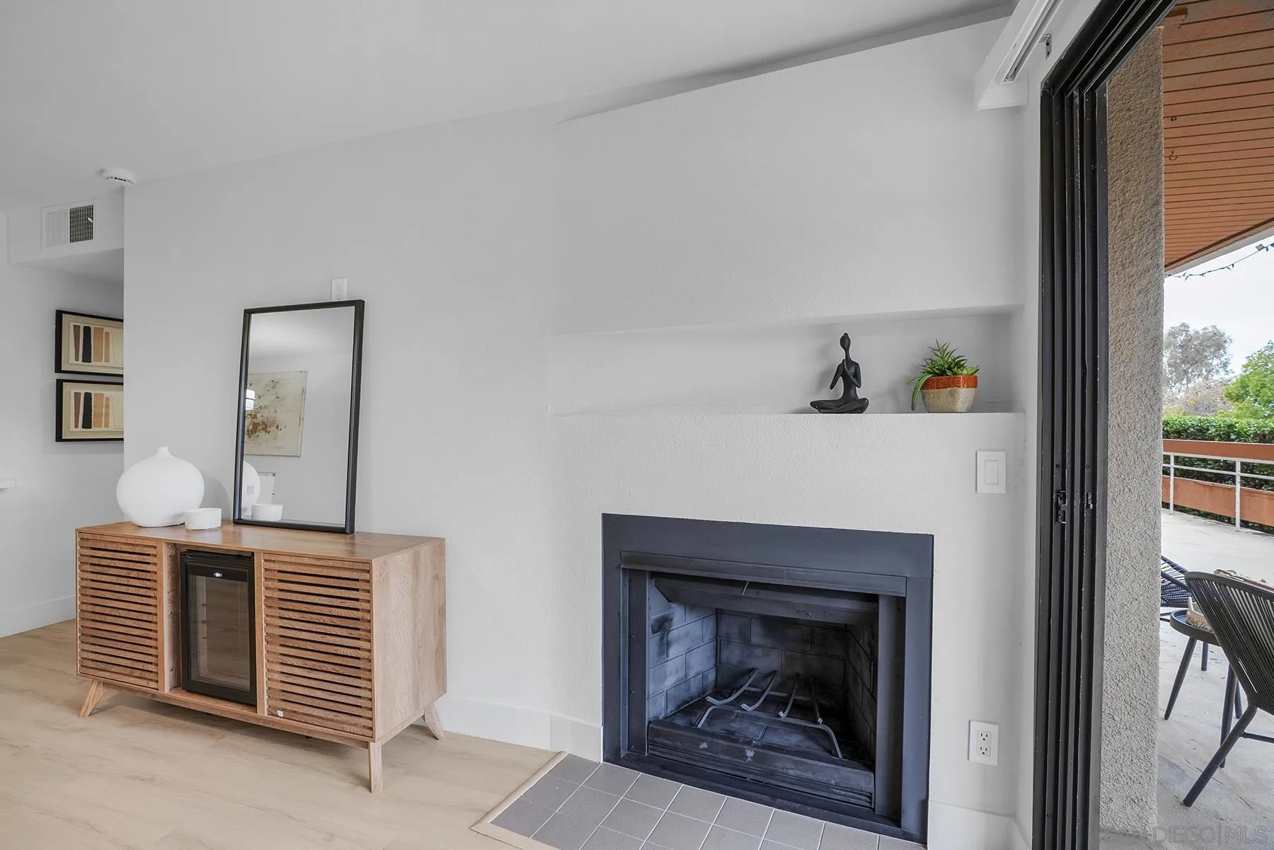 https://cdn.realtyfeed.com/cdn/127/2600673/9b5999f3042ddc10bb9bbf870e708c56.webp