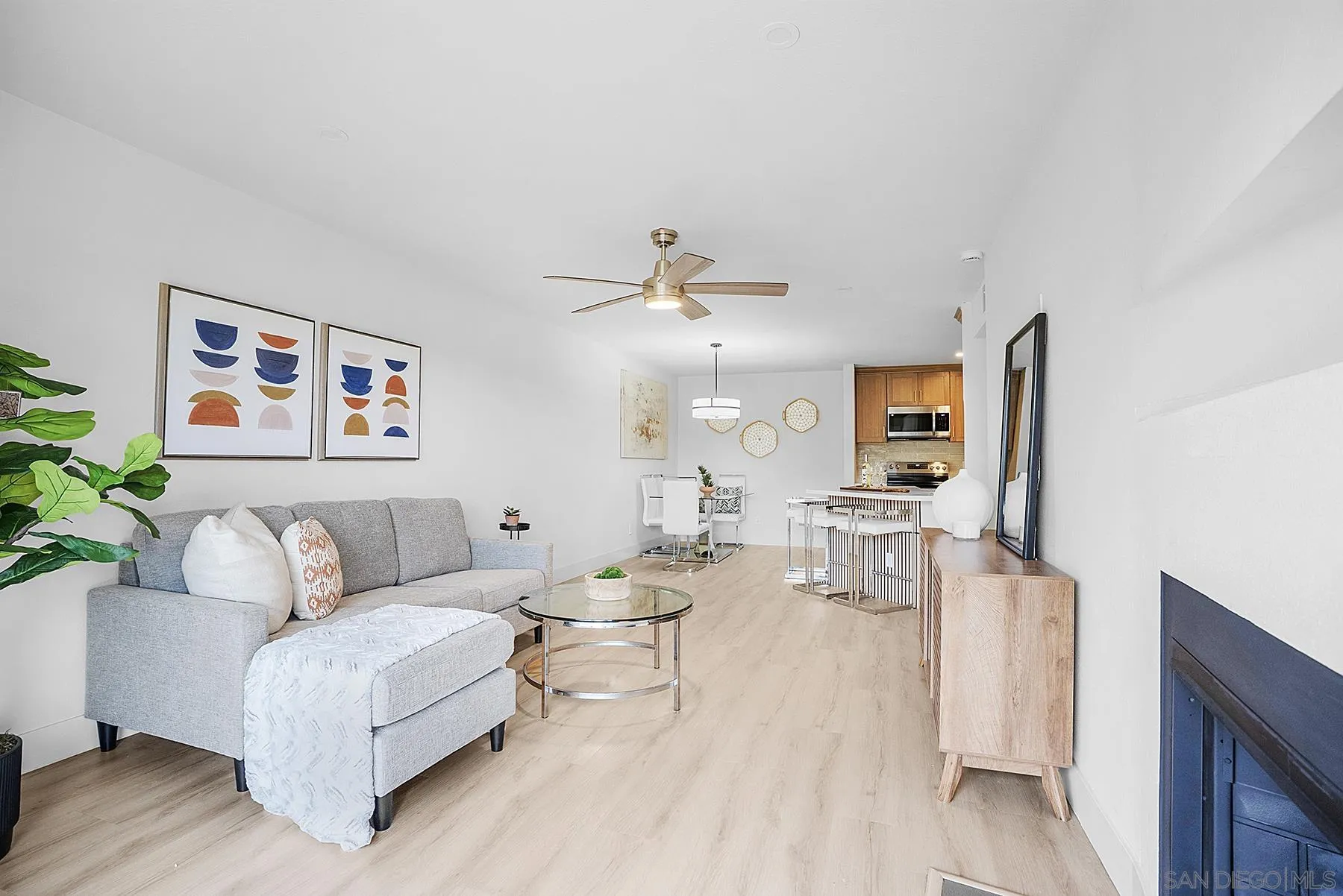 https://cdn.realtyfeed.com/cdn/127/2600673/e7bd4689a578a0015764381fbc21e78f.webp