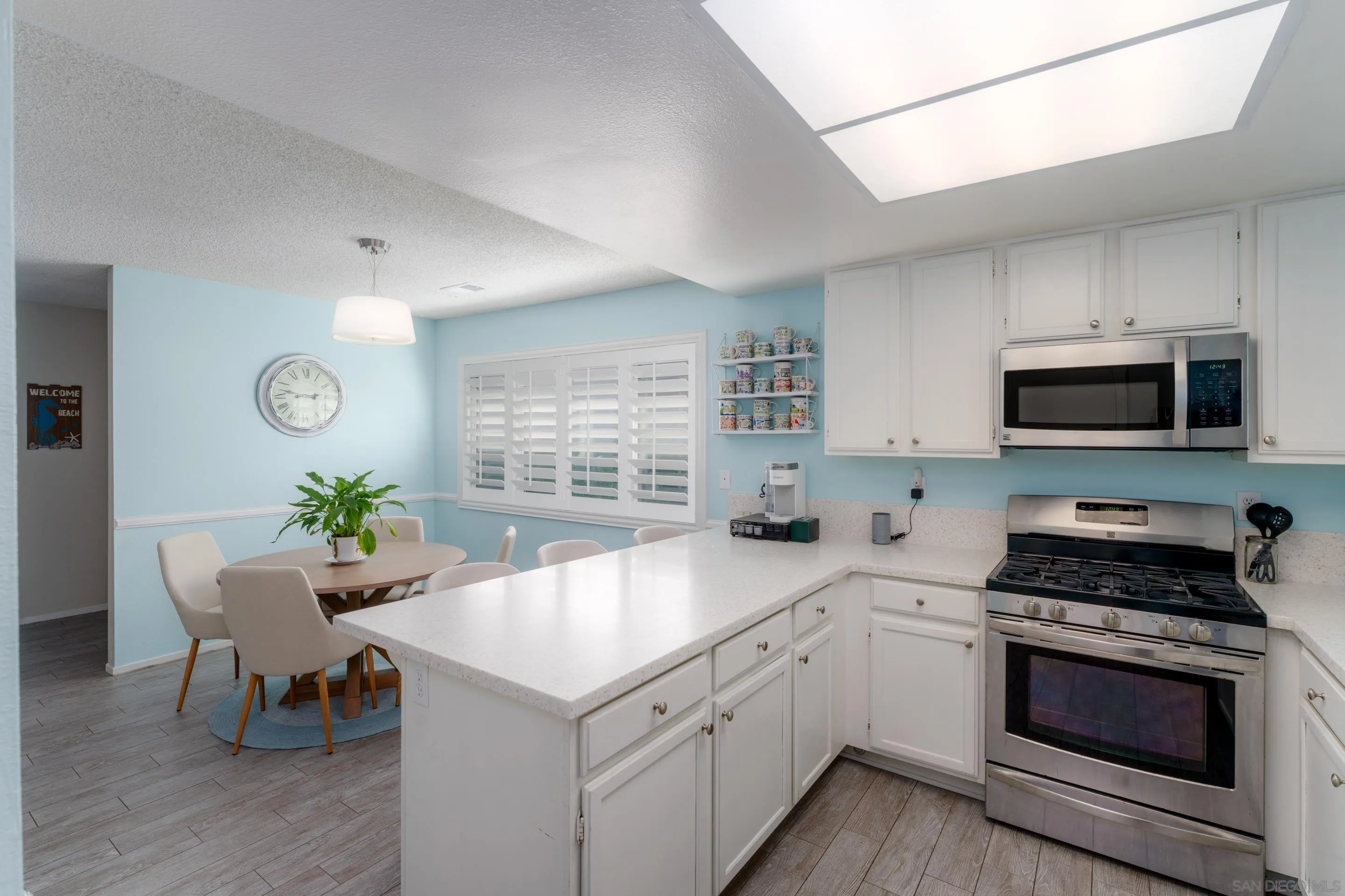 https://cdn.realtyfeed.com/cdn/127/2600678/0bf873a8115225b999557f48e8259bd3.webp