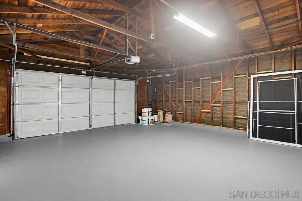 https://cdn.realtyfeed.com/cdn/127/2600679/b299419a7a3d9350b2684d5487bf1845.webp