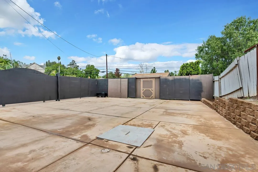 https://cdn.realtyfeed.com/cdn/127/2600682/4f56c6e68133acc56894c087ef558d11.webp