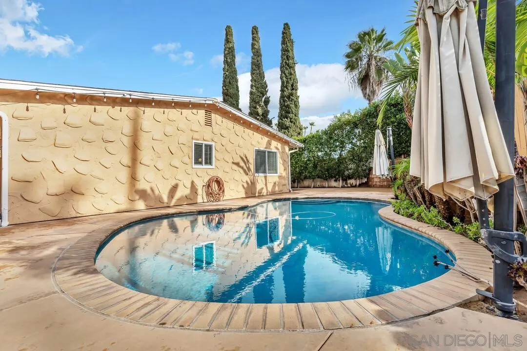 https://cdn.realtyfeed.com/cdn/127/2600682/e40f13b03238ad3ed8efa48a1a9164e5.webp