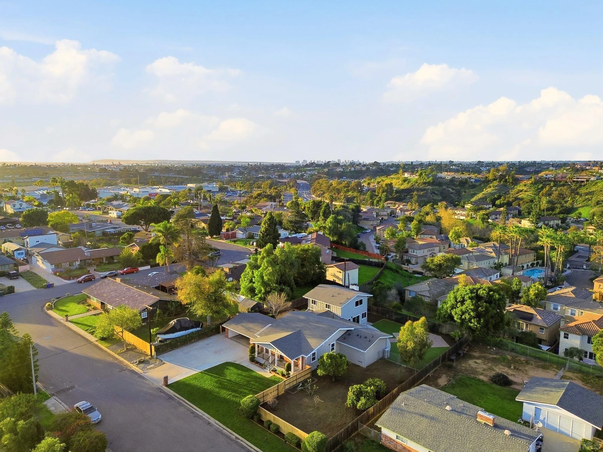 https://cdn.realtyfeed.com/cdn/127/2600686/52534e7799c159eab6b28afbe1914172.webp