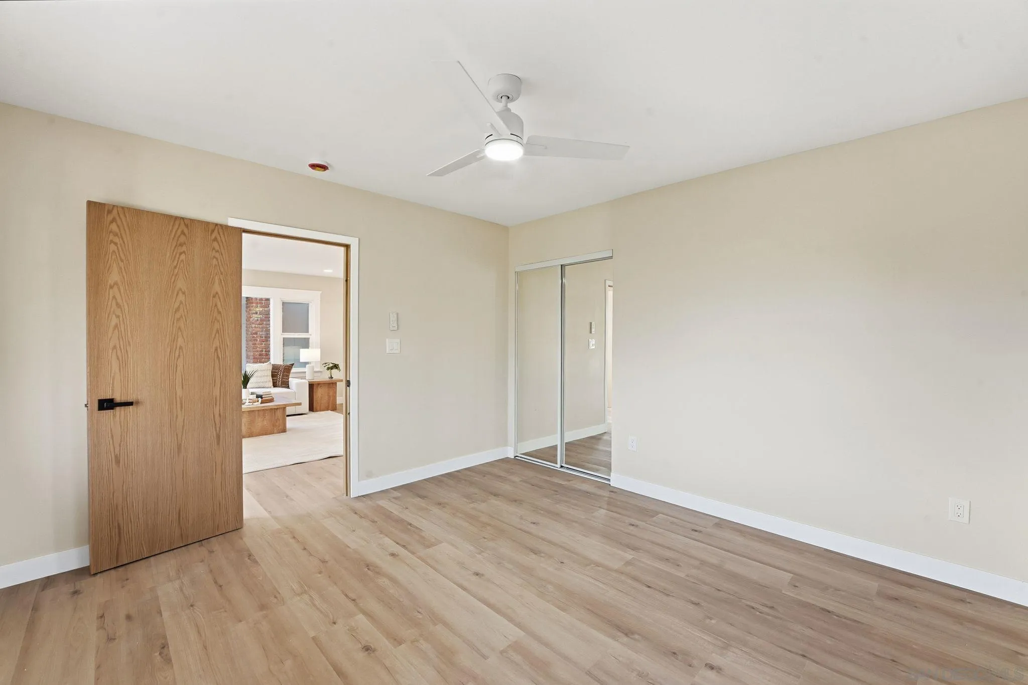 https://cdn.realtyfeed.com/cdn/127/2600686/7959beb92404428bc4c3546cd0425351.webp