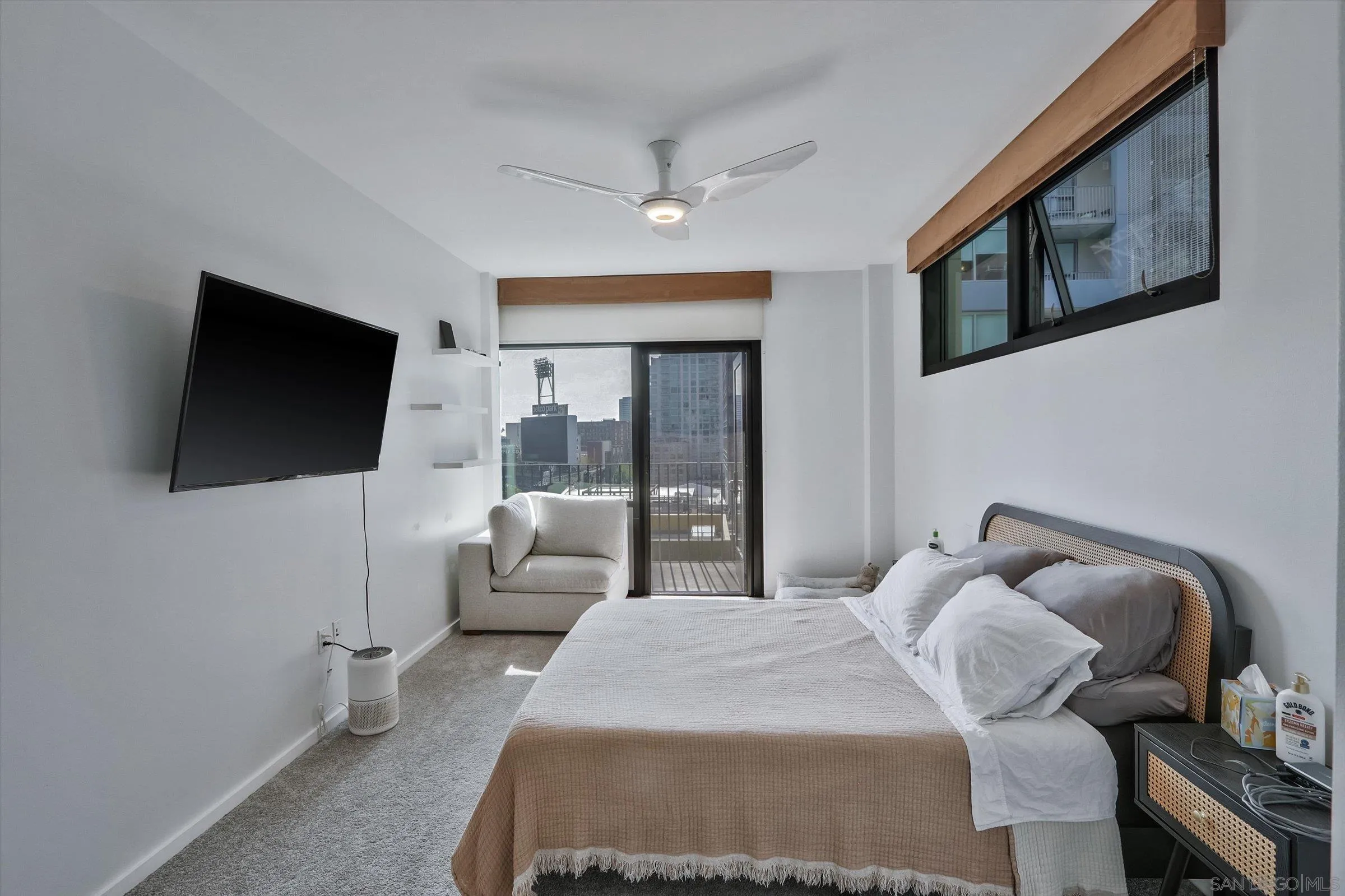 https://cdn.realtyfeed.com/cdn/127/2600688/cf7765e1c4ceb9f87951ed77aea8194e.webp