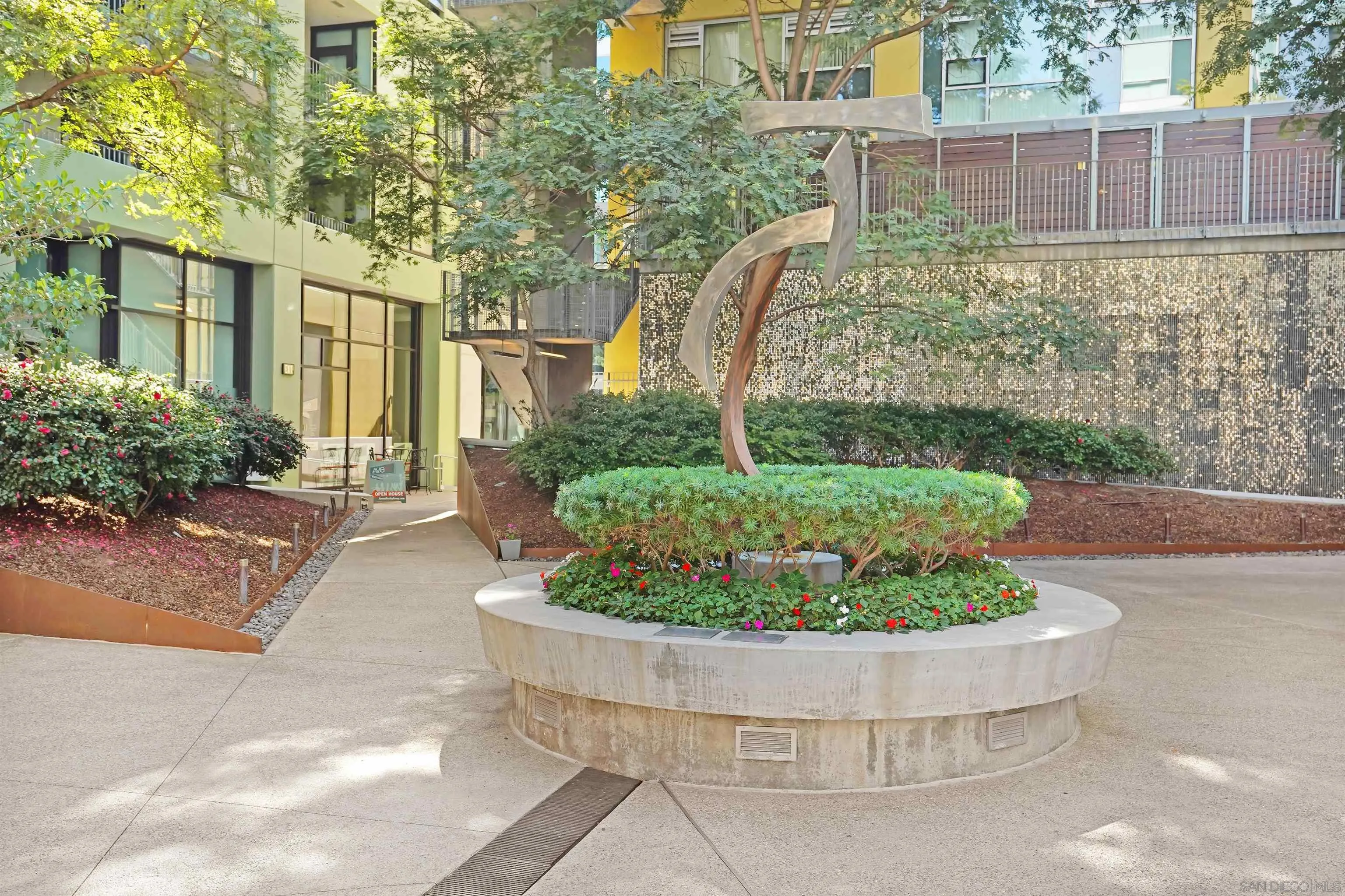 Photo #36: 2600688 Listing: Photo #36