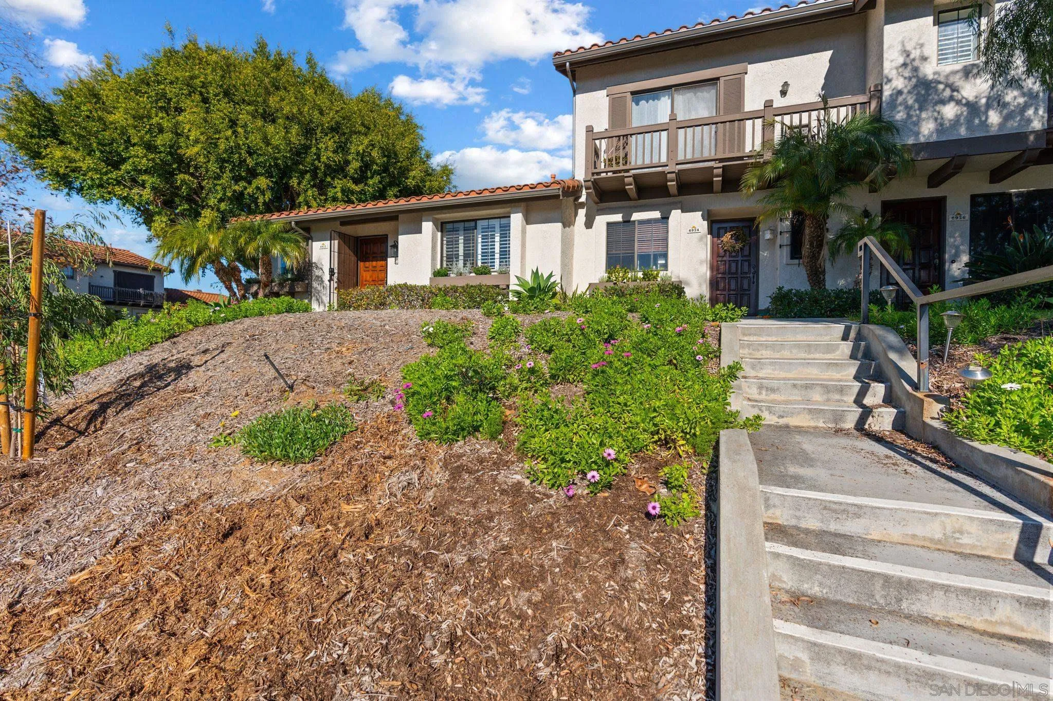 Photo #2: 2600689 Listing: Photo #2