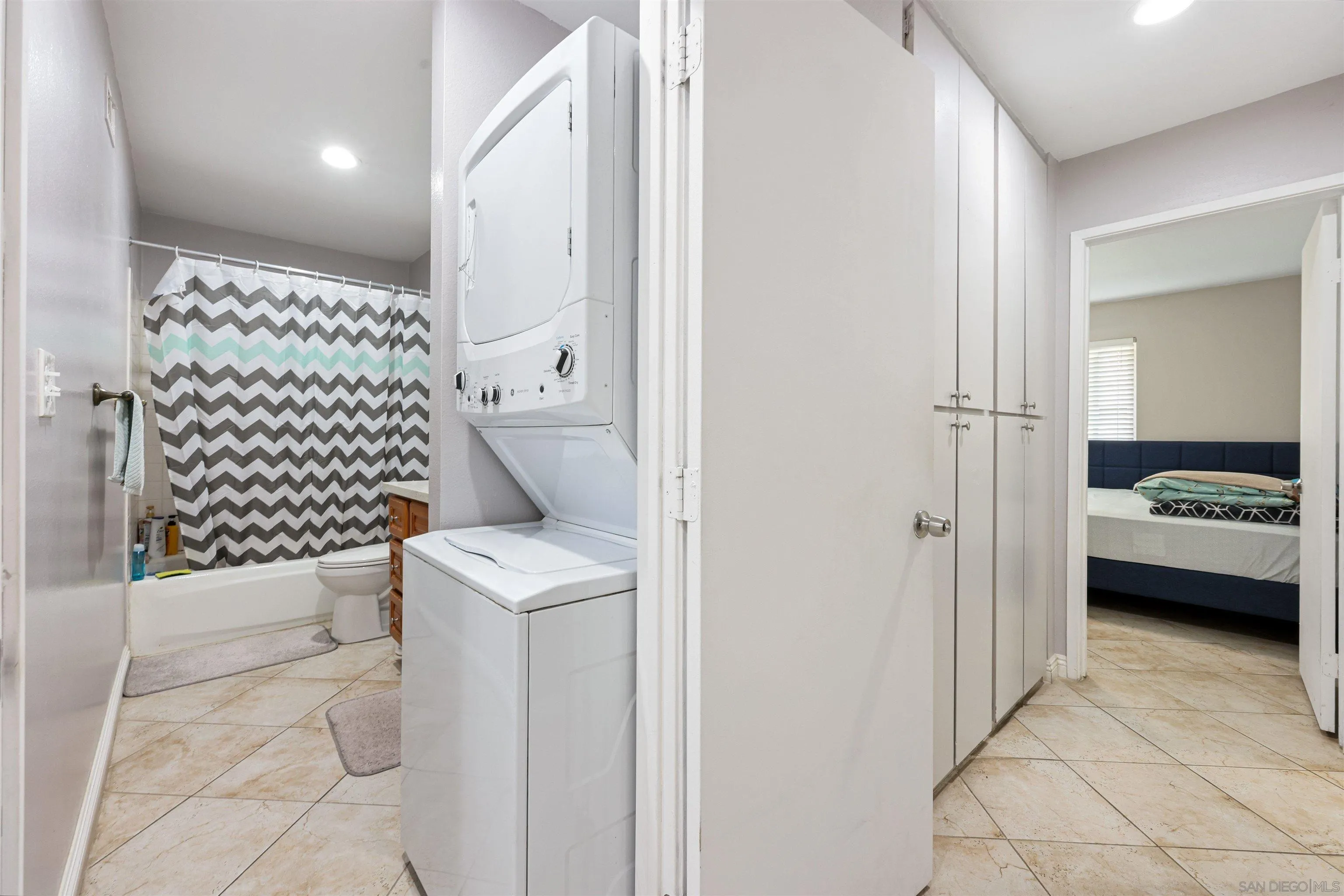 https://cdn.realtyfeed.com/cdn/127/2600695/478e1792126579bc1db75913d20c7b57.webp