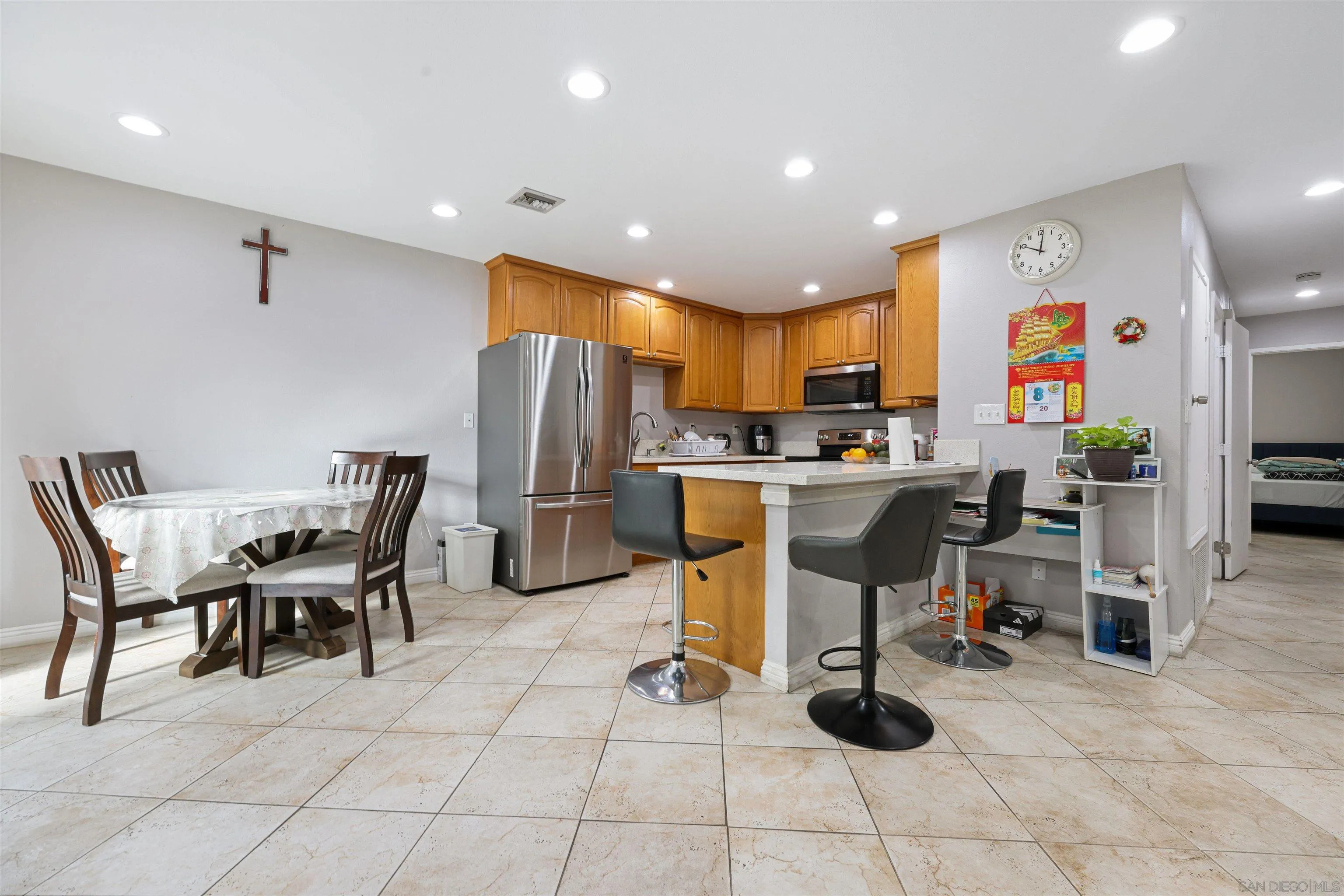https://cdn.realtyfeed.com/cdn/127/2600695/ba28104539890db8a296173d60945553.webp