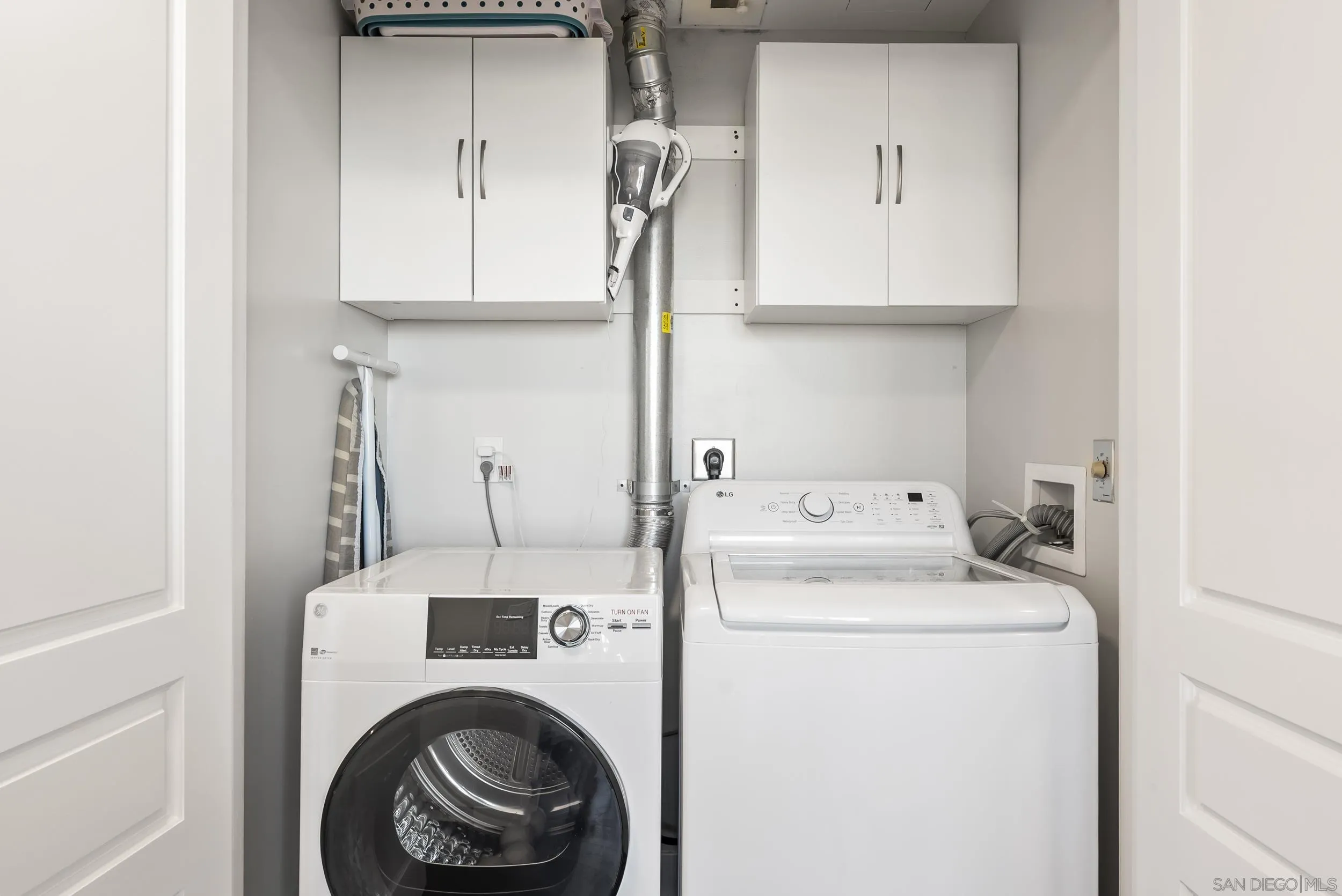 Photo #37: 2600700 Listing: Photo #37