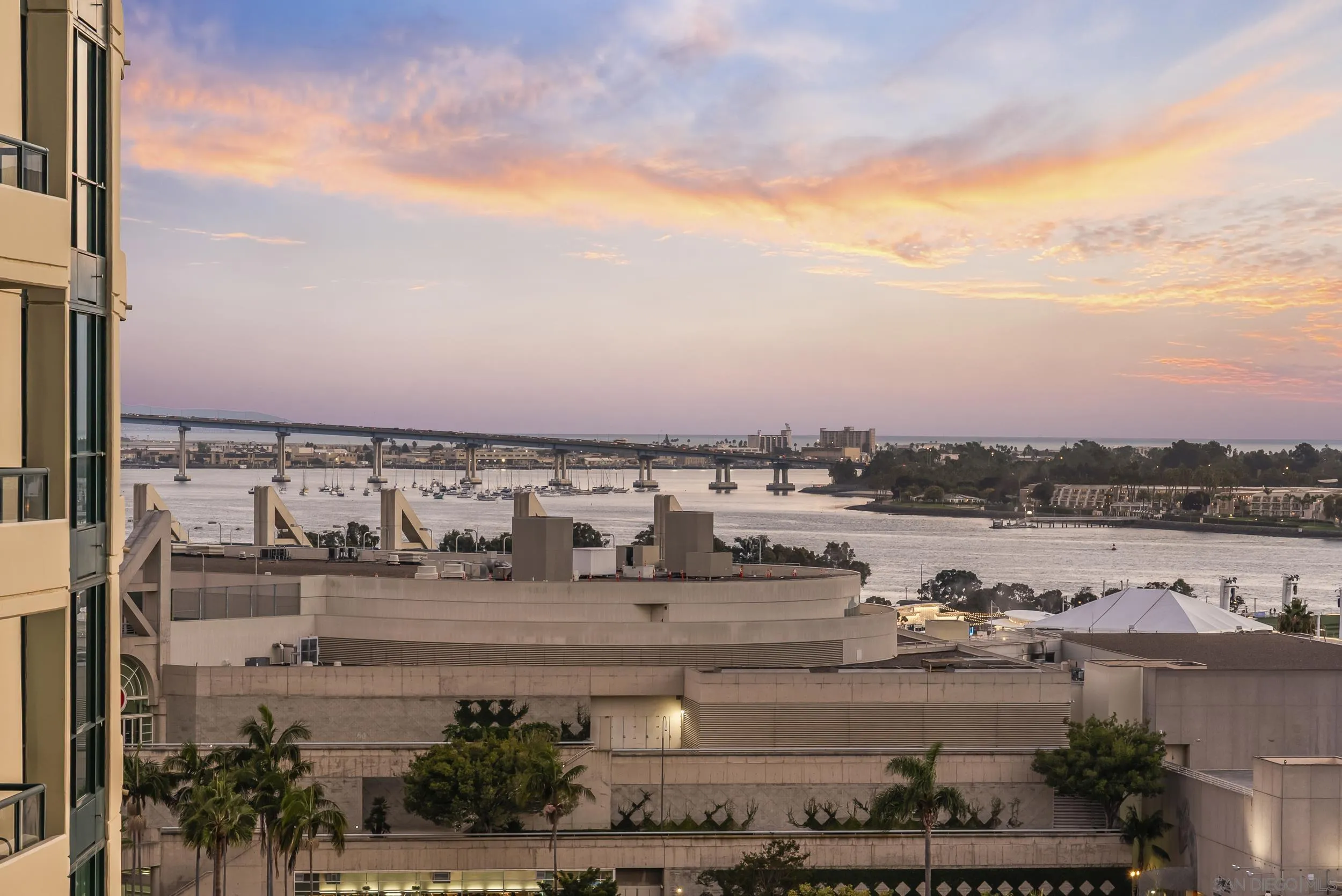 Photo #4: 2600700 Listing: Photo #4