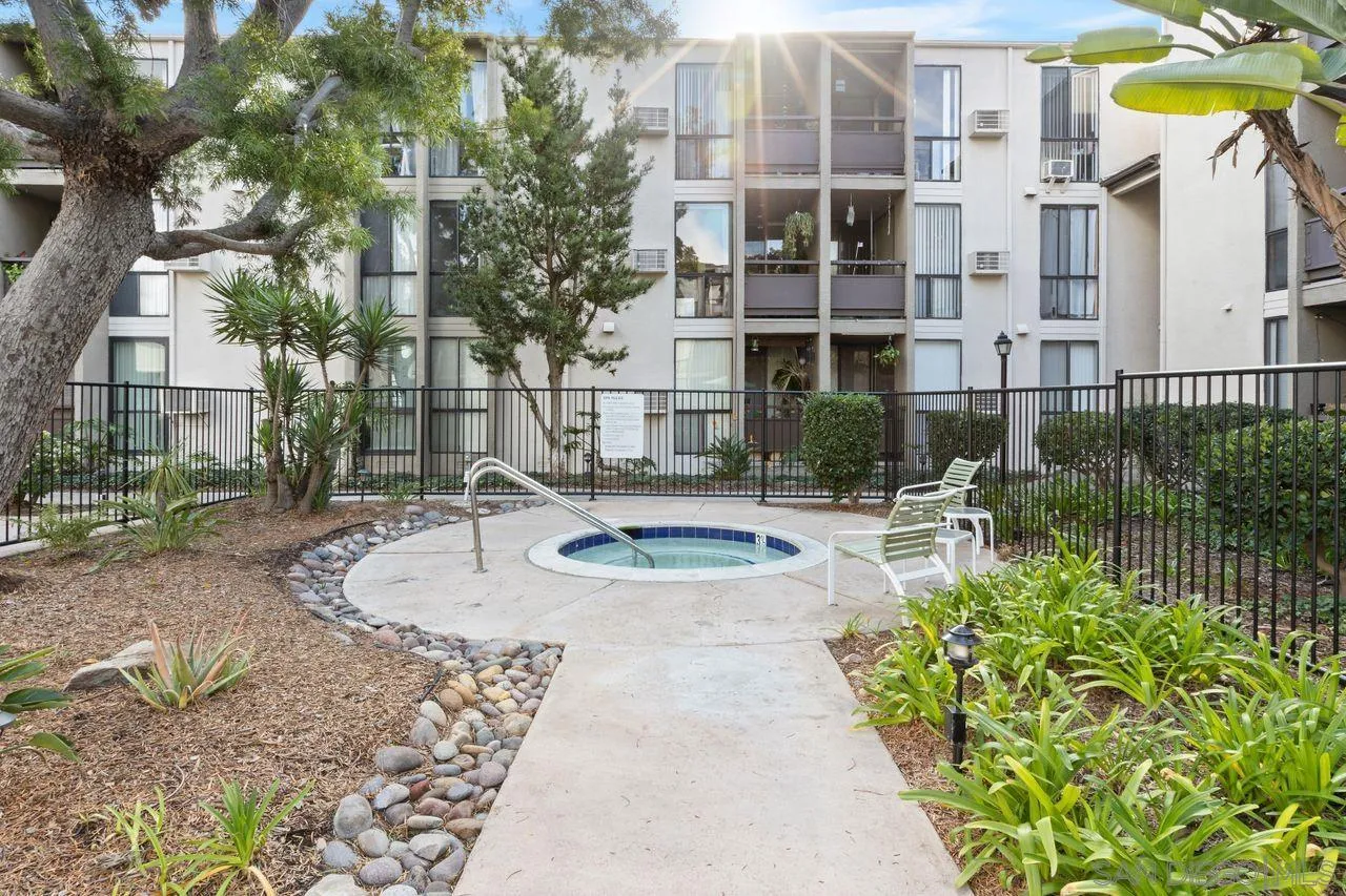 https://cdn.realtyfeed.com/cdn/127/2600702/9a523586b36ef066e4efb31774088006.webp