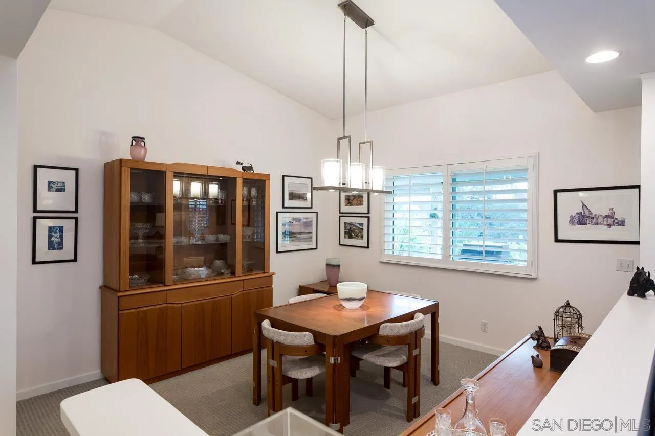 https://cdn.realtyfeed.com/cdn/127/2600704/0e5d6b05b11658182a233b81c13e91bb.webp