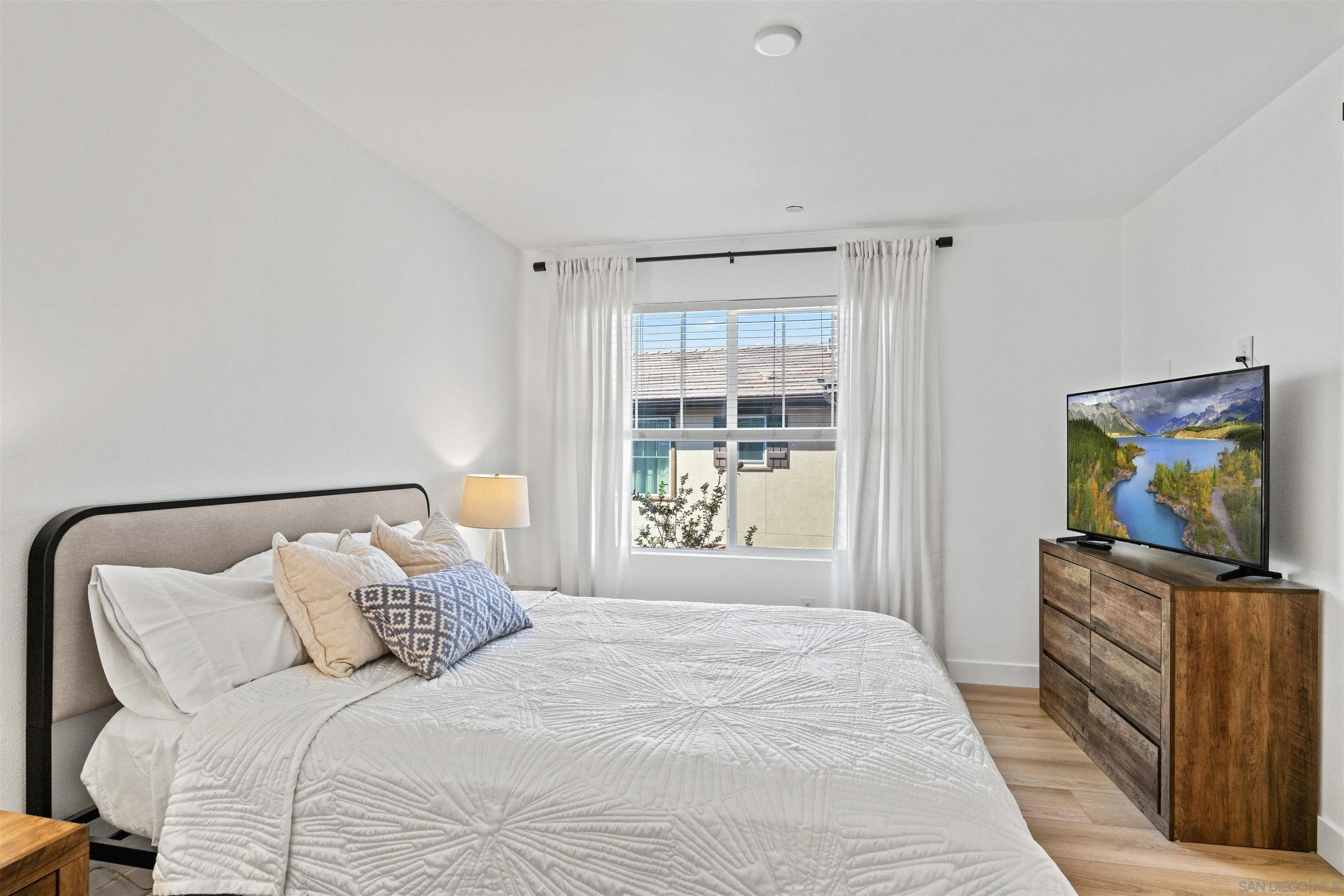 Photo #14: 2600705 Listing: Photo #14