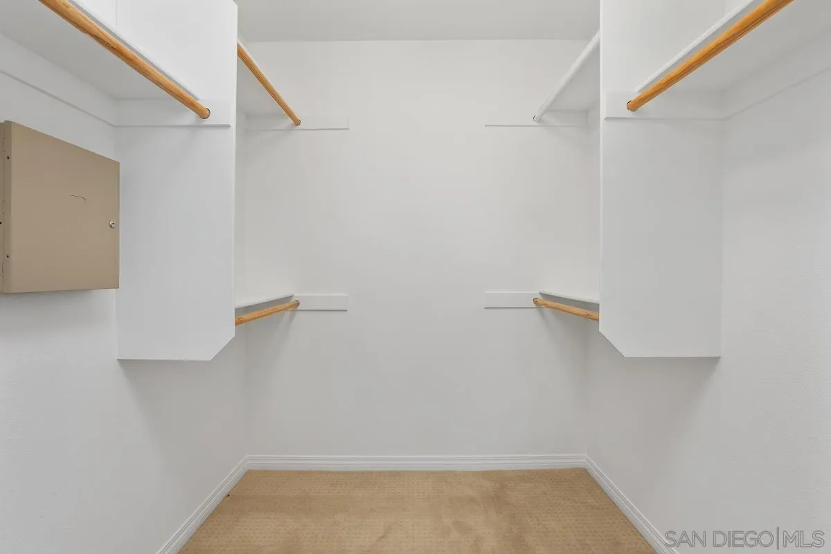 Photo #30: 2600715 Listing: Photo #30