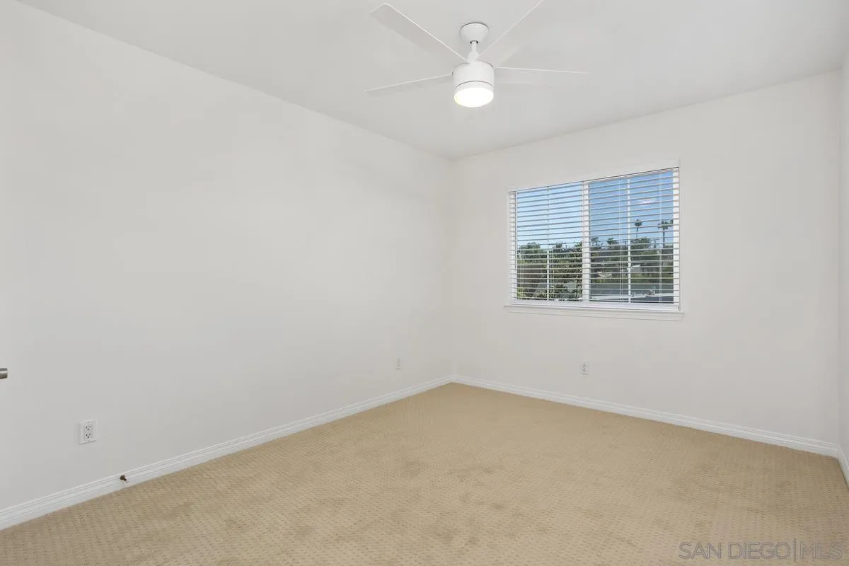 Photo #24: 2600715 Listing: Photo #24