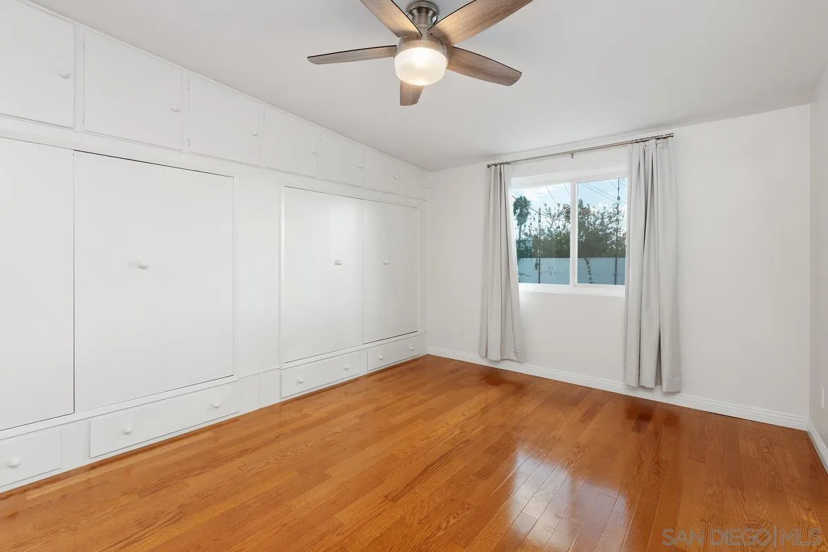 https://cdn.realtyfeed.com/cdn/127/2600716/70f00ad742be08c83e3b9a0e9e5d01b9.webp