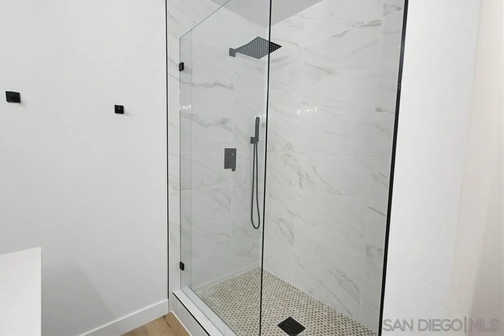 https://cdn.realtyfeed.com/cdn/127/2600717/8c2e054b0a0dd6c4c1b26a55a6912d73.webp