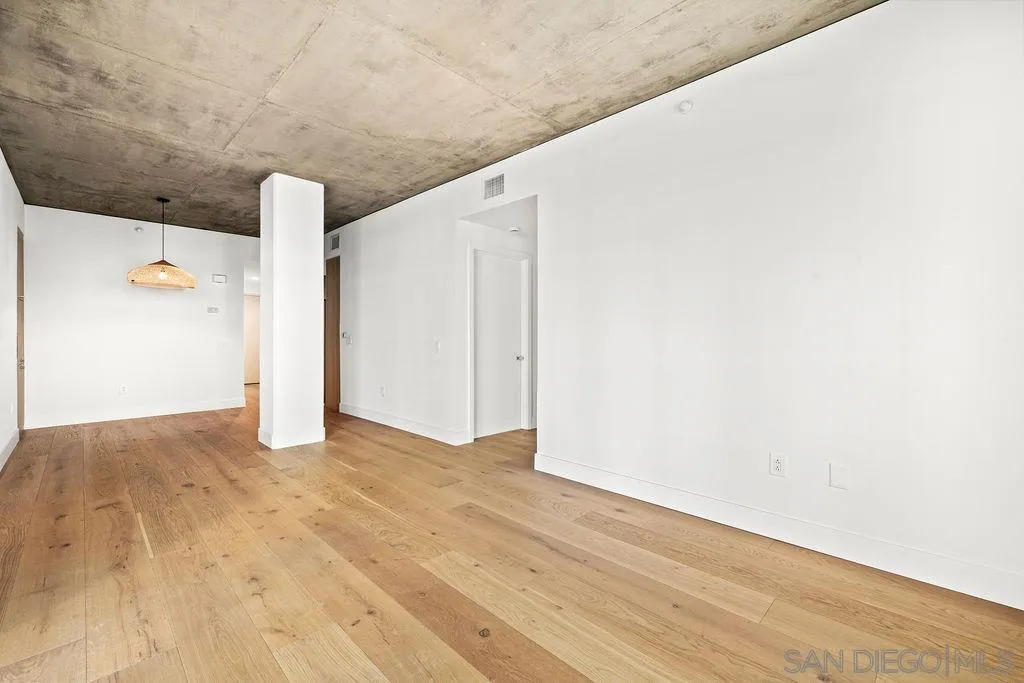 Photo #19: 2600718 Listing: Photo #19