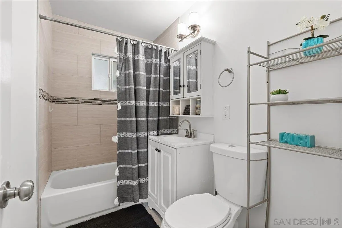https://cdn.realtyfeed.com/cdn/127/2600724/13a0d96a47bc1e3f47901a2506382d3b.webp