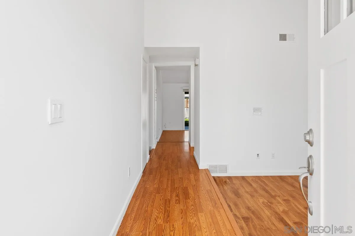 https://cdn.realtyfeed.com/cdn/127/2600731/da1c8841064a8ccad399fd481eb5e3c2.webp