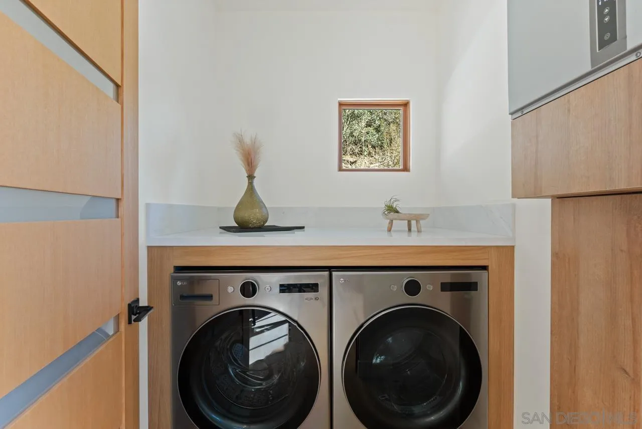 https://cdn.realtyfeed.com/cdn/127/2600734/3e8ee0d9b45c15735b6fe8e153839a80.webp