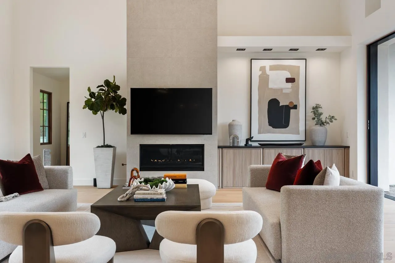https://cdn.realtyfeed.com/cdn/127/2600734/7e10e0e283c89d7547fa24628e96e5e9.webp
