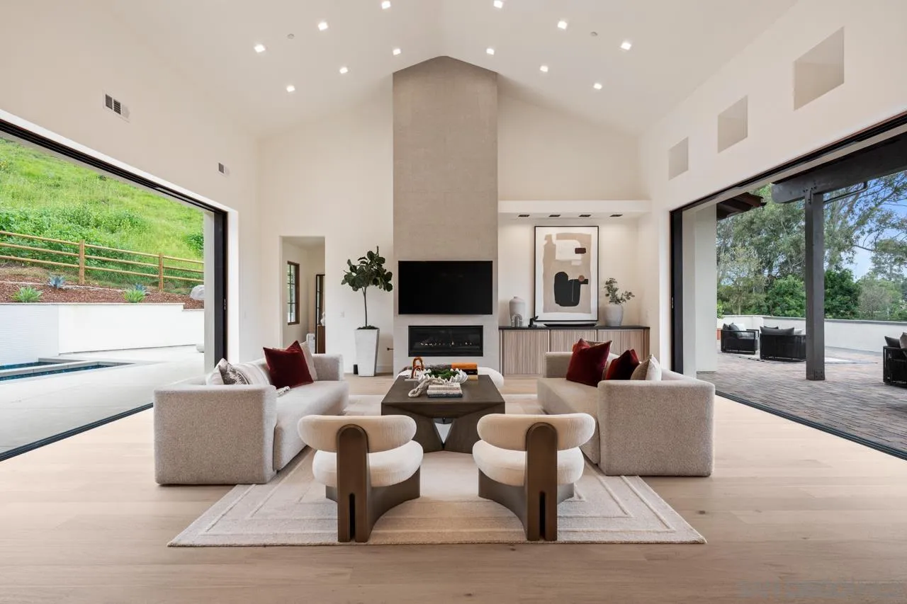 https://cdn.realtyfeed.com/cdn/127/2600734/d4fad8640ac278916e74a71af2cc766c.webp