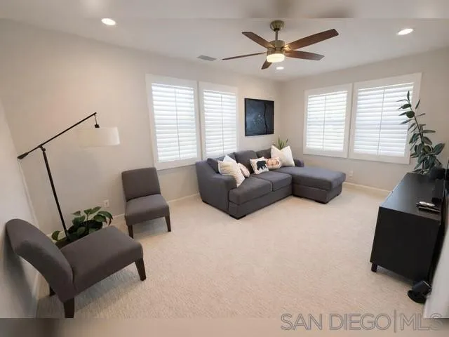 https://cdn.realtyfeed.com/cdn/127/2600738/1a0229d991b84dbdbd0e07f128c4291a.webp